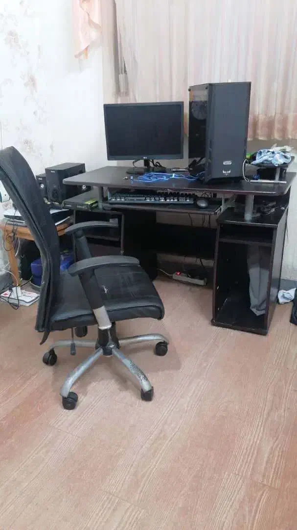 صندلی اداری و کامپیوتر|صندلی و نیمکت|لاهیجان, حاجی آباد|دیوار