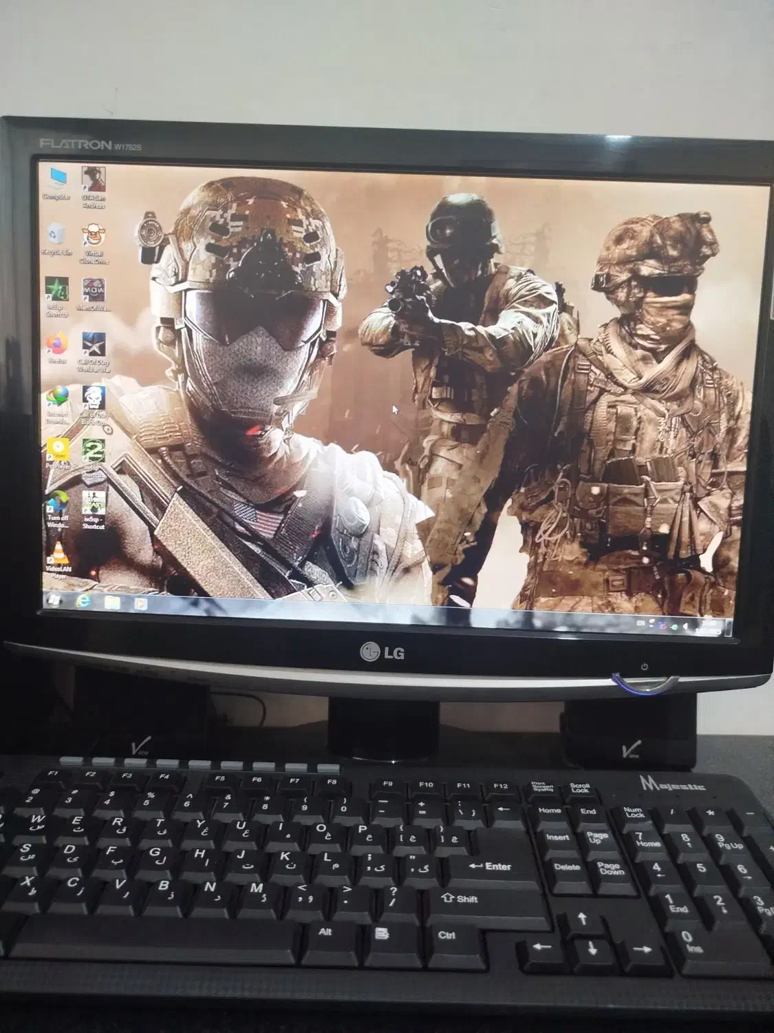 کامپیوتر خانگی|رایانه رومیزی|سهند, |دیوار