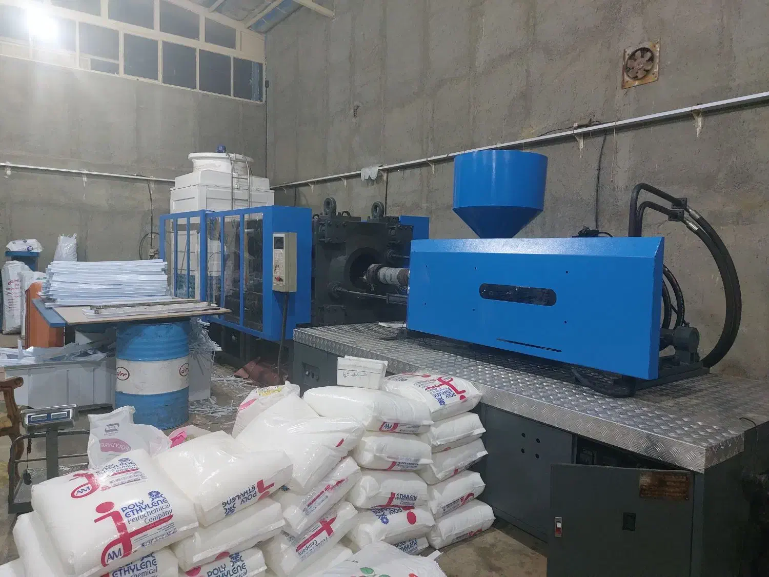 خدمات تزریق پلاستیک|خدمات پیشه و مهارت|خسروشاه, |دیوار