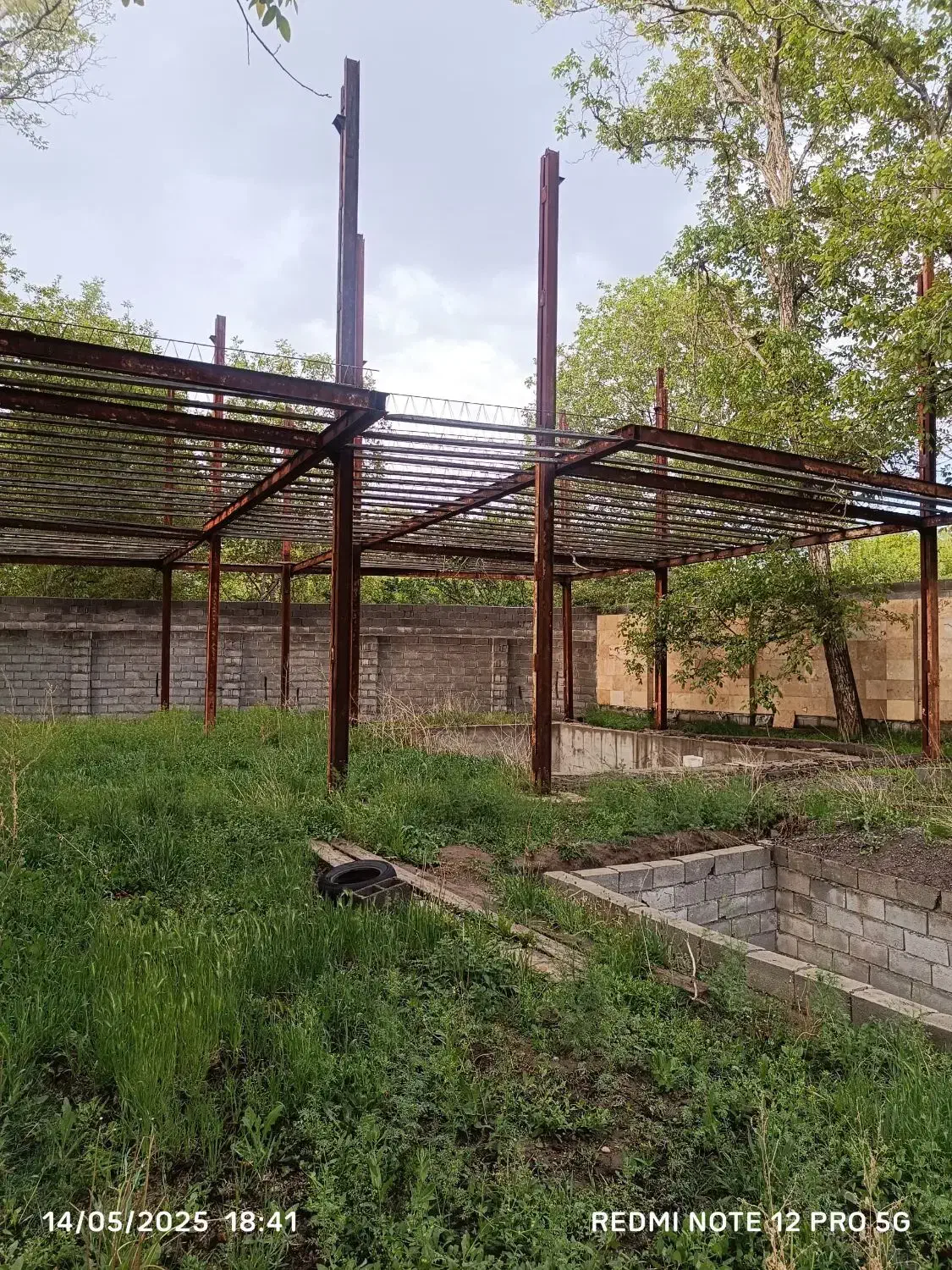 ۱۰۰۰متر ویلا نیمه کاره هروی|فروش خانه و ویلا|باسمنج, |دیوار