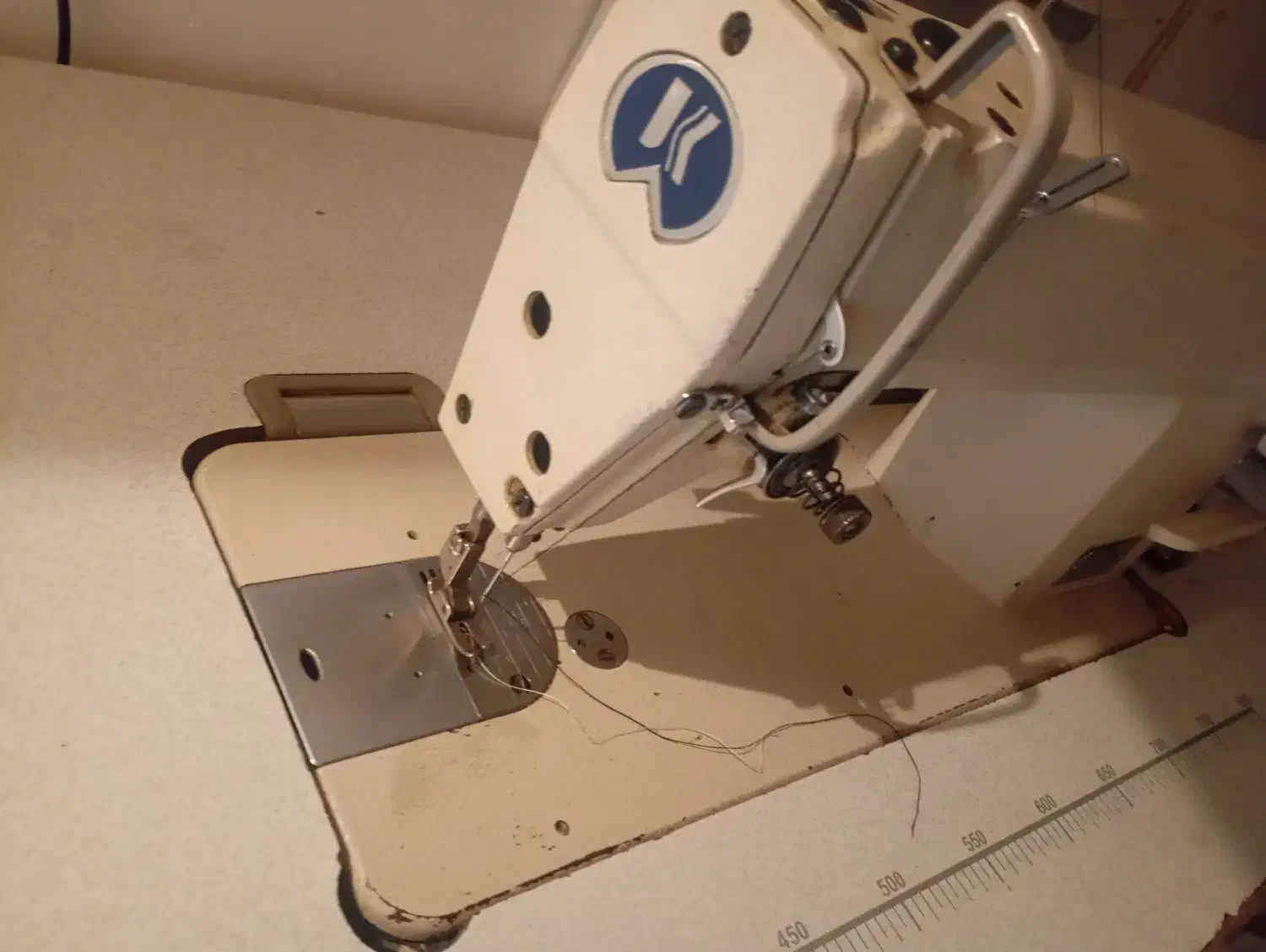 چرخ خیاطی|چرخ خیاطی و ریسندگی|شیروان (لرستان), |دیوار