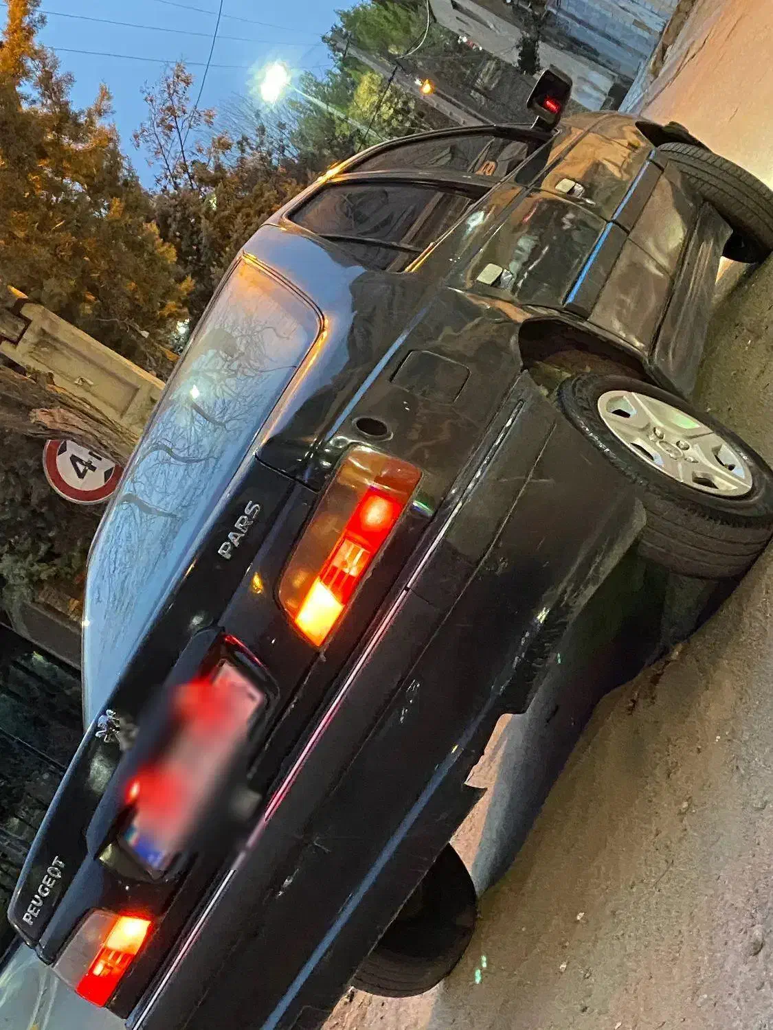 پژوپارس مدل۷۹|خودرو سواری و وانت|بروجرد, |دیوار