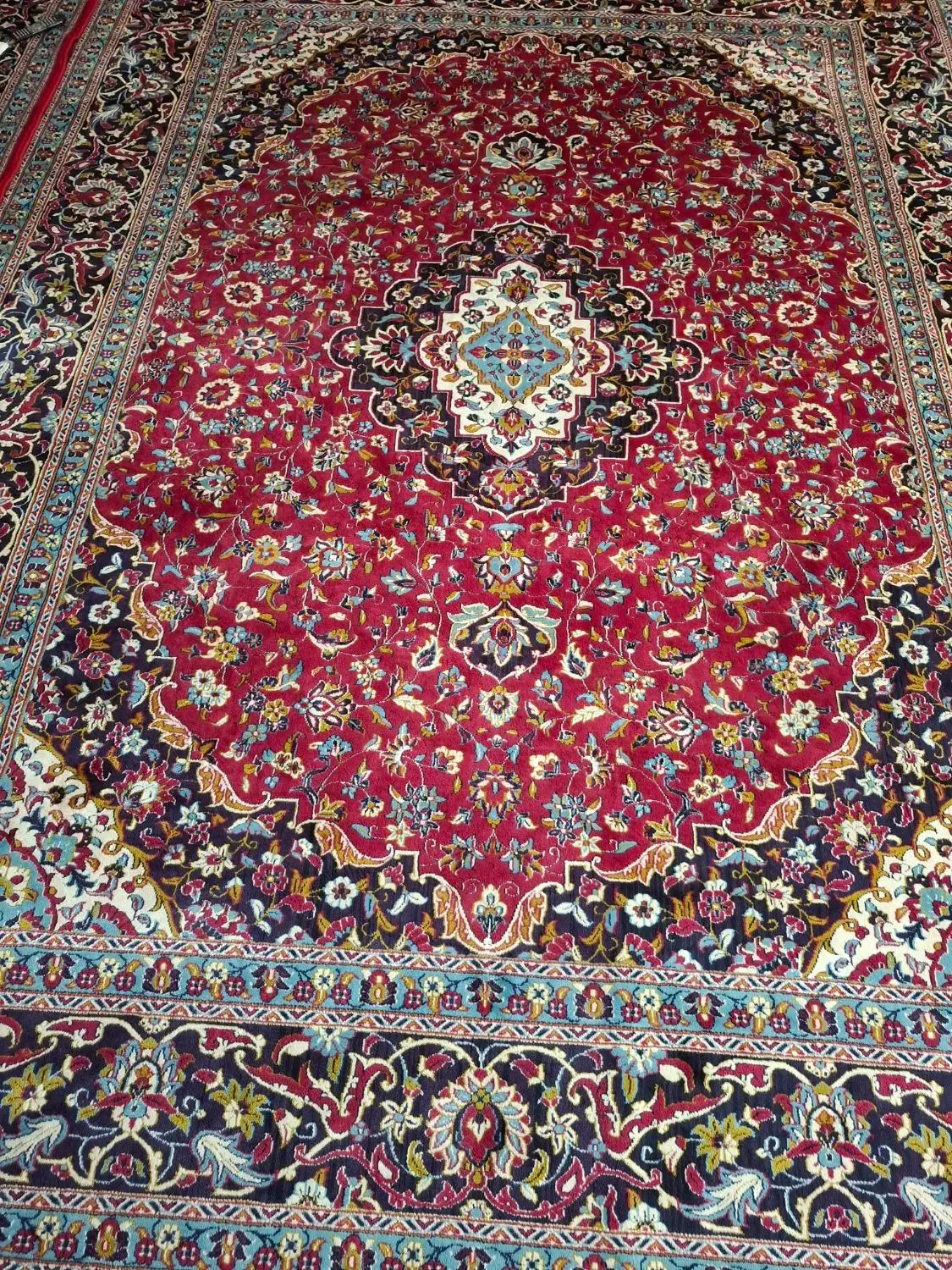 فرش قدیمی درجه یک با تراکم بالا|فرش|چناران, |دیوار