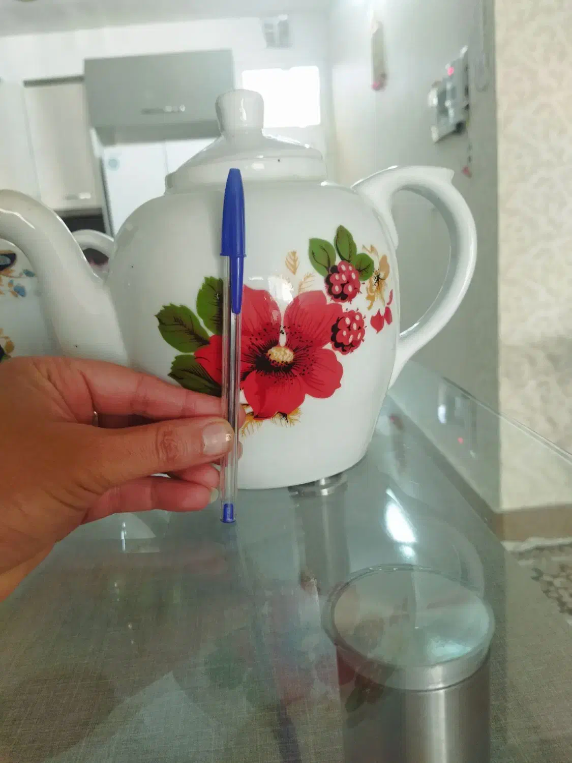 قوری بزرگ مجلسی نونو|قوری، کتری، قهوهساز دستی|گلبهار, شهر جدید گلبهار|دیوار