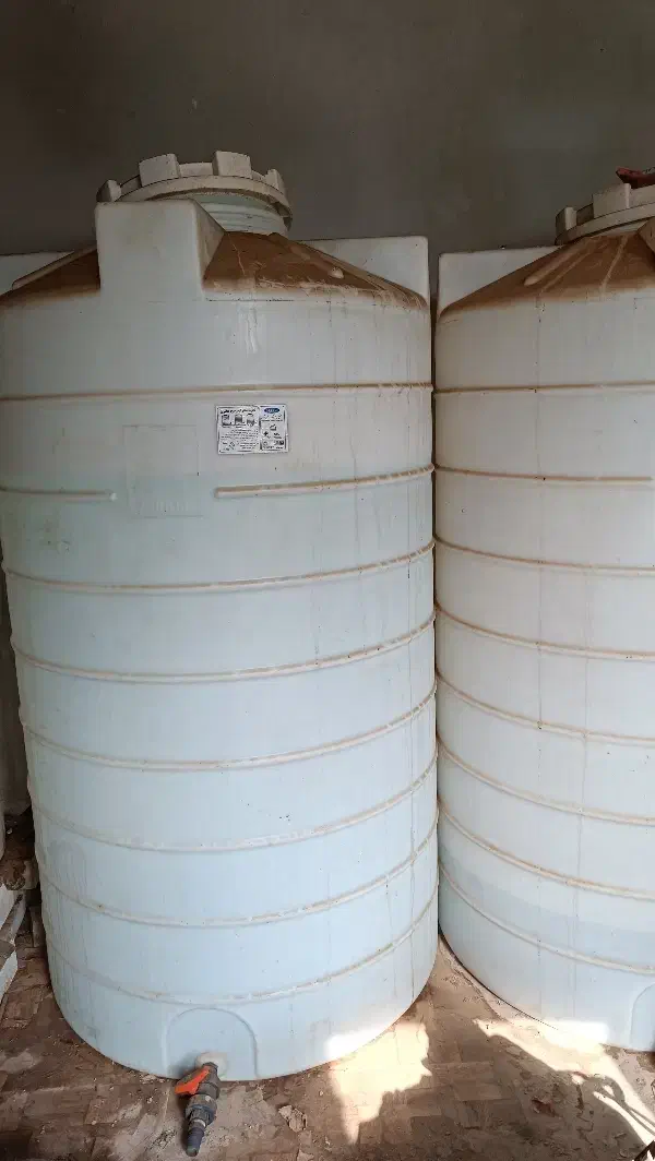 مخزن آب پلی اتیلن عمودی و گالوانیزه|مصالح و تجهیزات ساختمان|نظرآباد, نجم آباد|دیوار