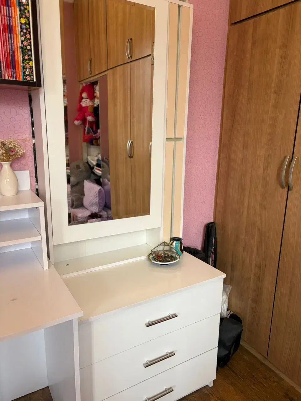 میز تحریر ومیز آرایش|میز تحریر و کامپیوتر|مشهد, فارغ التحصیلان|دیوار