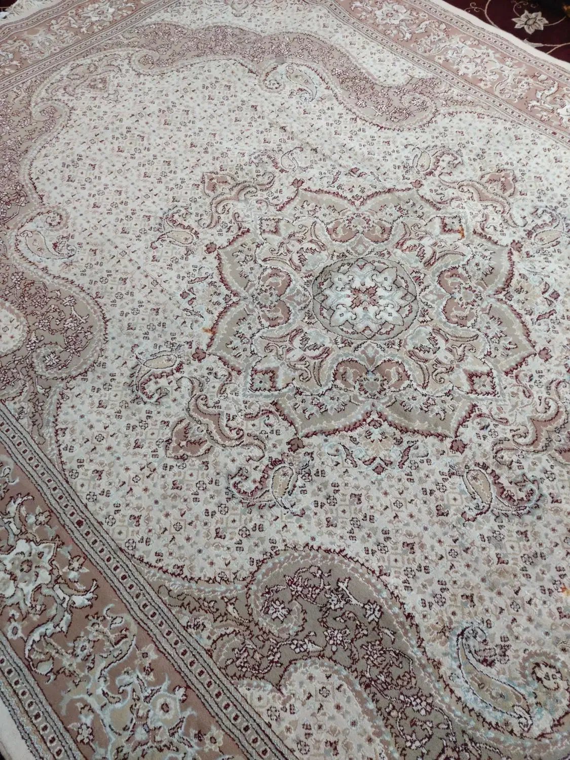 ۶ عدد فرش ۶ متری ۵۰۰ شانه هیچ کدام جفت نیست|فرش|تهران, خانی آباد نو شمالی|دیوار