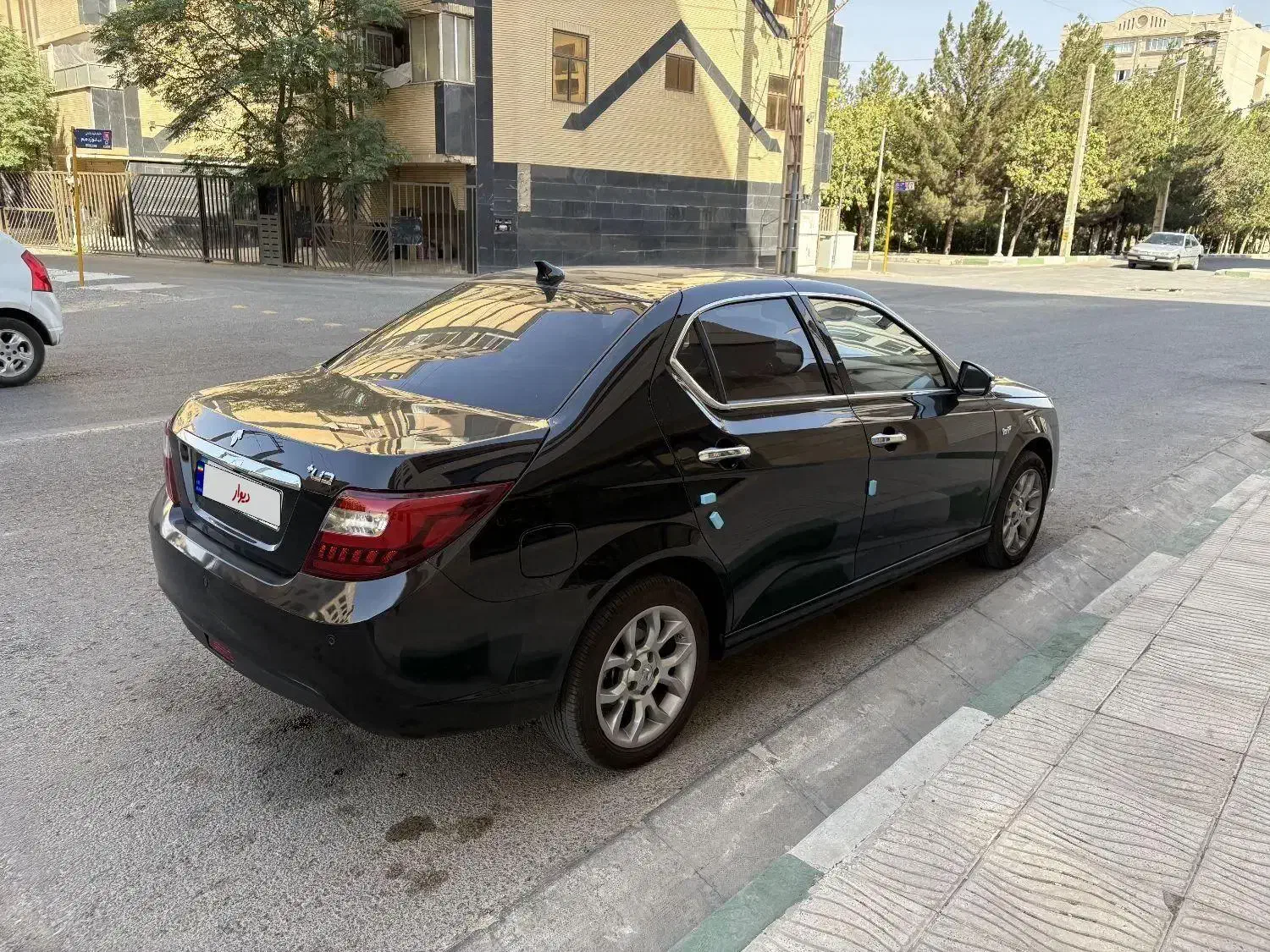 دنا اتومات آپشنال تحویلی بهمن ۱۴۰۳|خودرو سواری و وانت|قم, باجک دو|دیوار