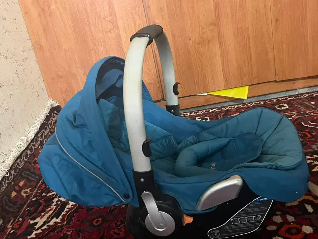 سیسمونی|کالسکه و لوازم جانبی|شاهین‌شهر, خانه کارگر|دیوار