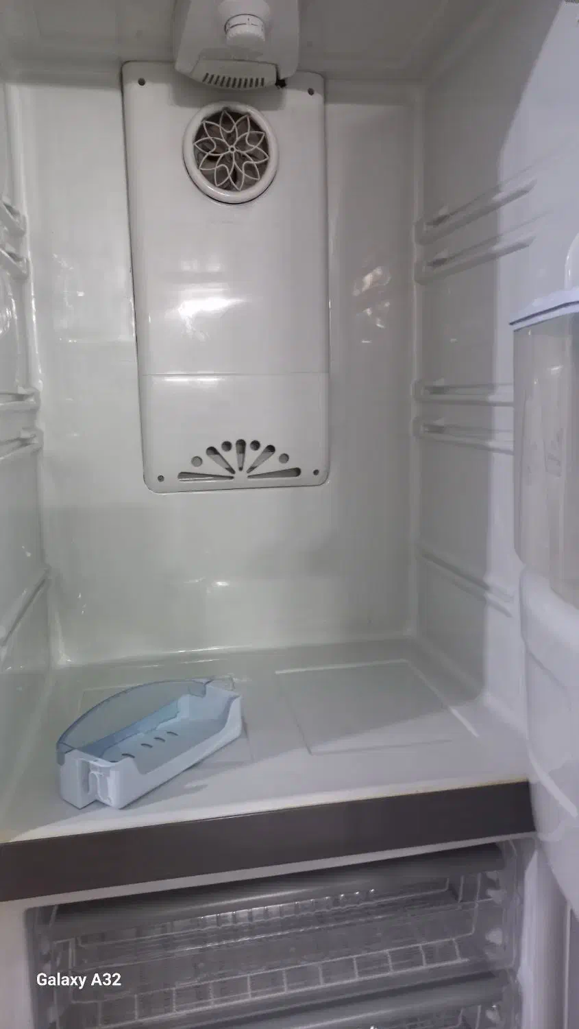 یخچال|یخچال و فریزر|مشهد, خواجه ربیع|دیوار