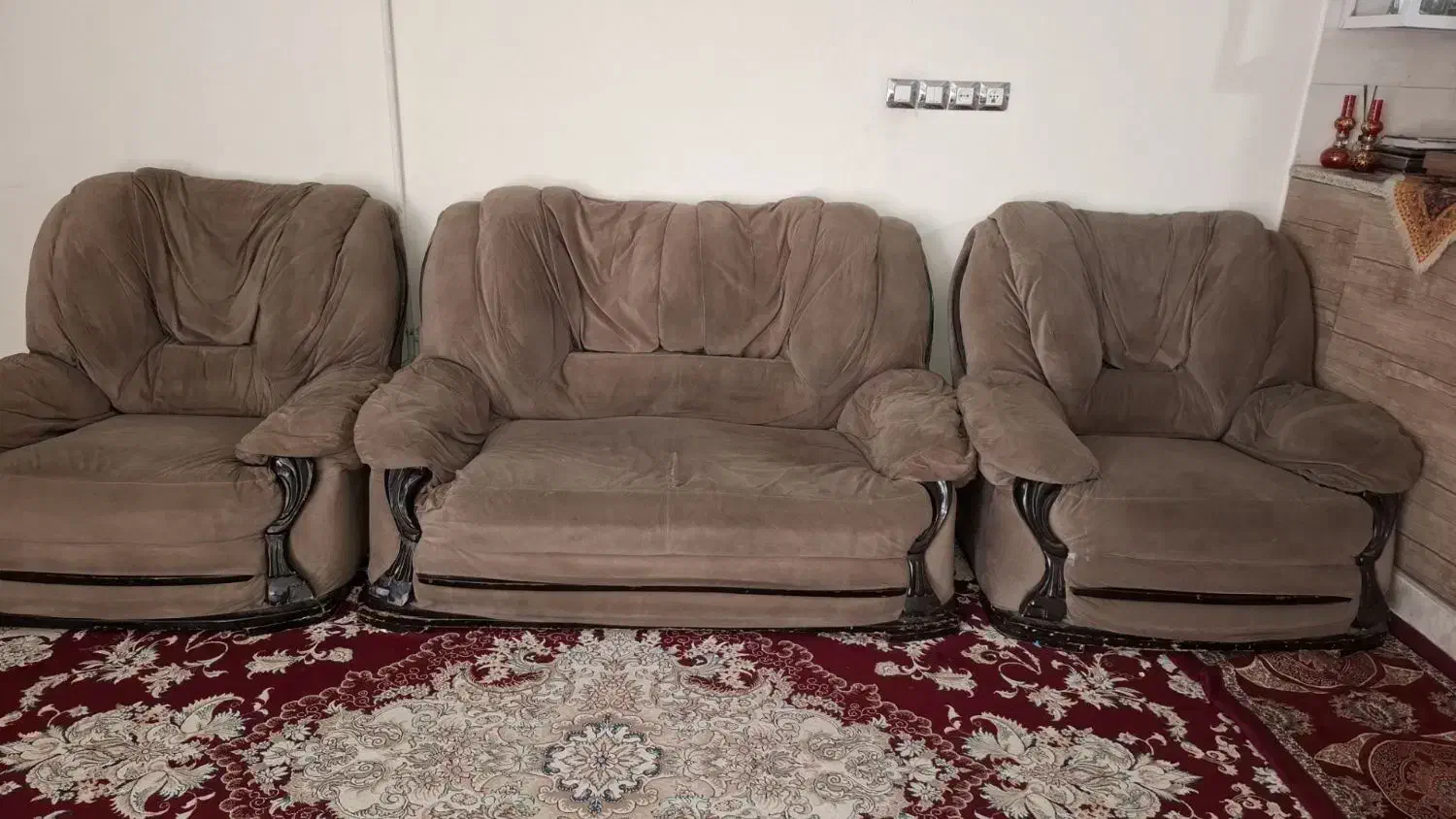 فروش مبل راحتی سالم|مبلمان خانگی و میز عسلی|سیرجان, |دیوار