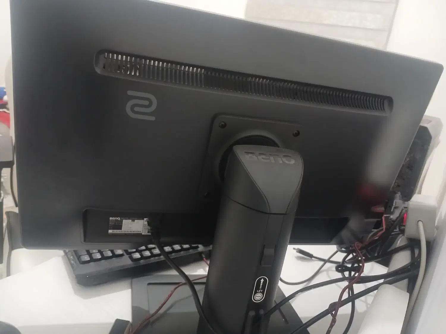 مانیتور گیم نیم میلی ثانیه benq|قطعات و لوازم جانبی رایانه|شاهرود, |دیوار