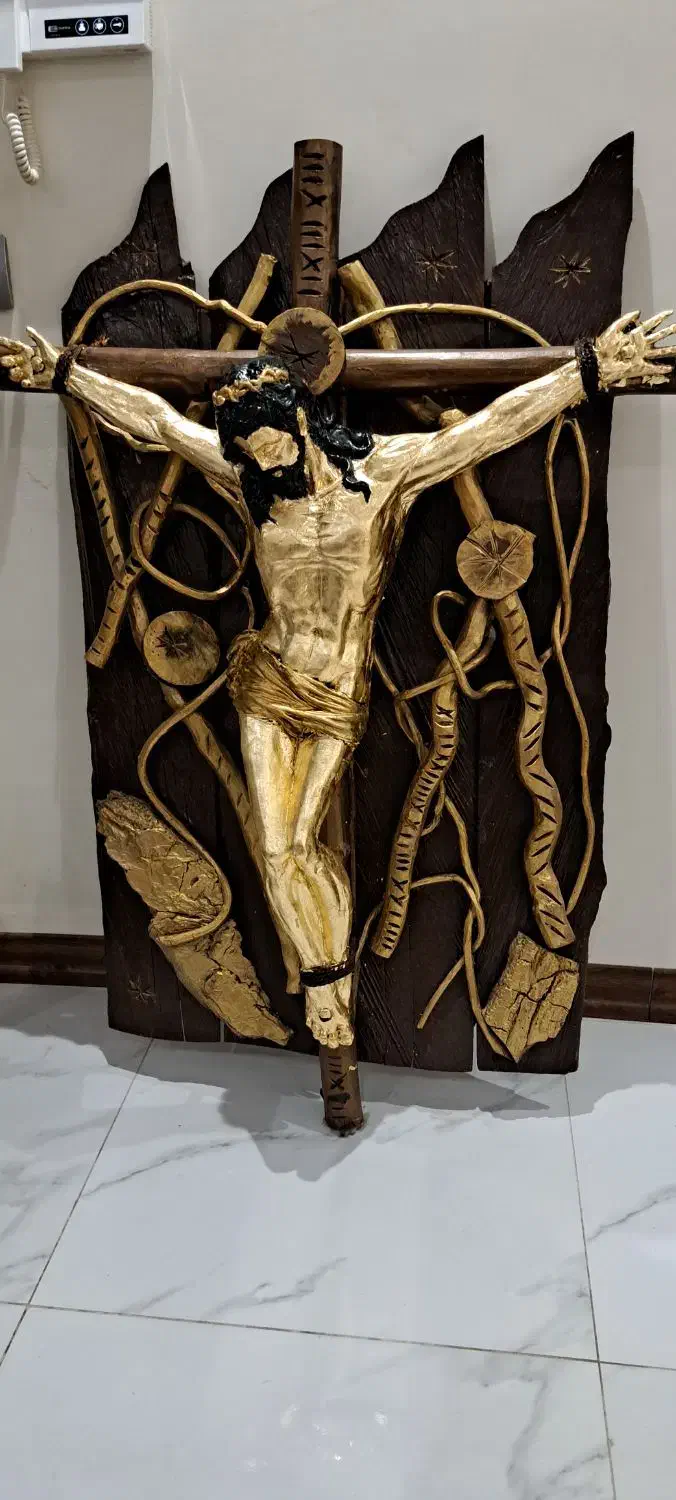 مجسمهای ورق طلا|مجسمه، تندیس، ماکت|هشتگرد, فاز ۷ مهستان|دیوار