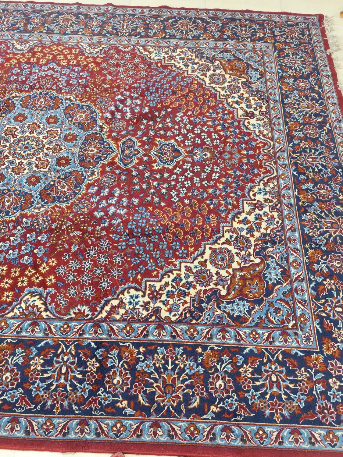 یک عدد فرش 12متری اصل نخ بفروش می‌رسد|فرش|تبریز, |دیوار