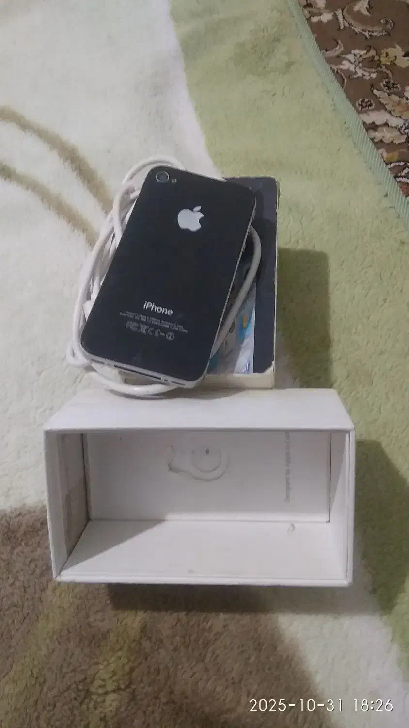 گوشی ایفون 4 معاوضه|موبایل|خاش, |دیوار