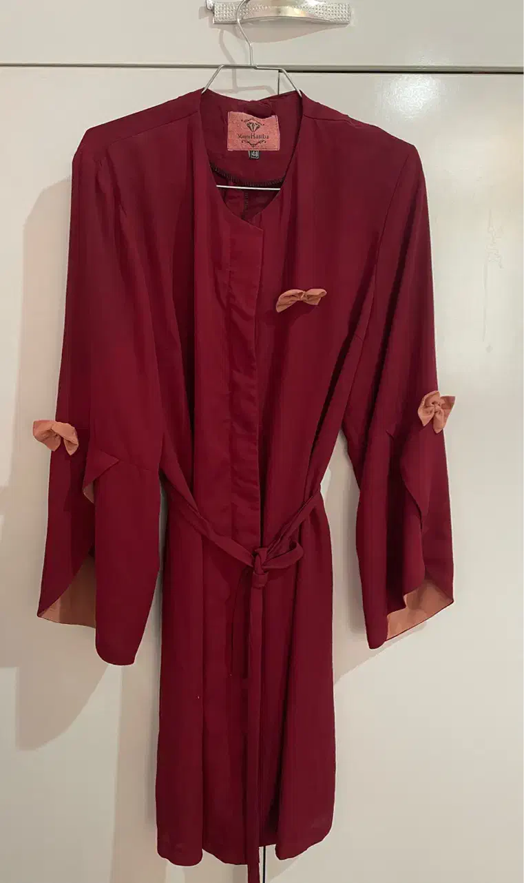 مانتو|لباس|نجف‌آباد, مجاهد شمالی|دیوار