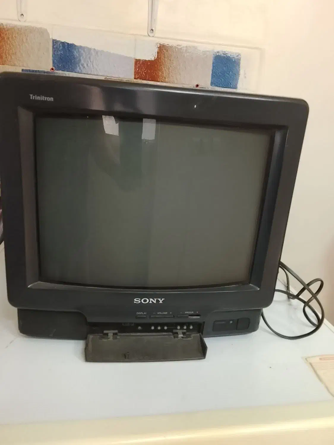 تلویزیون رنگی ۱۴ اینچ سونی|تلویزیون و پروژکتور|تهران, تسلیحات|دیوار