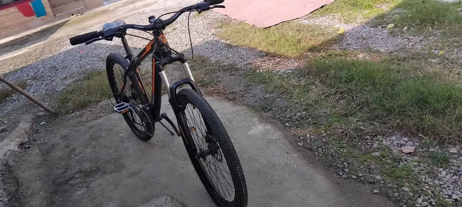 دوچرخه|دوچرخه، اسکیت، اسکوتر|سنگر, |دیوار