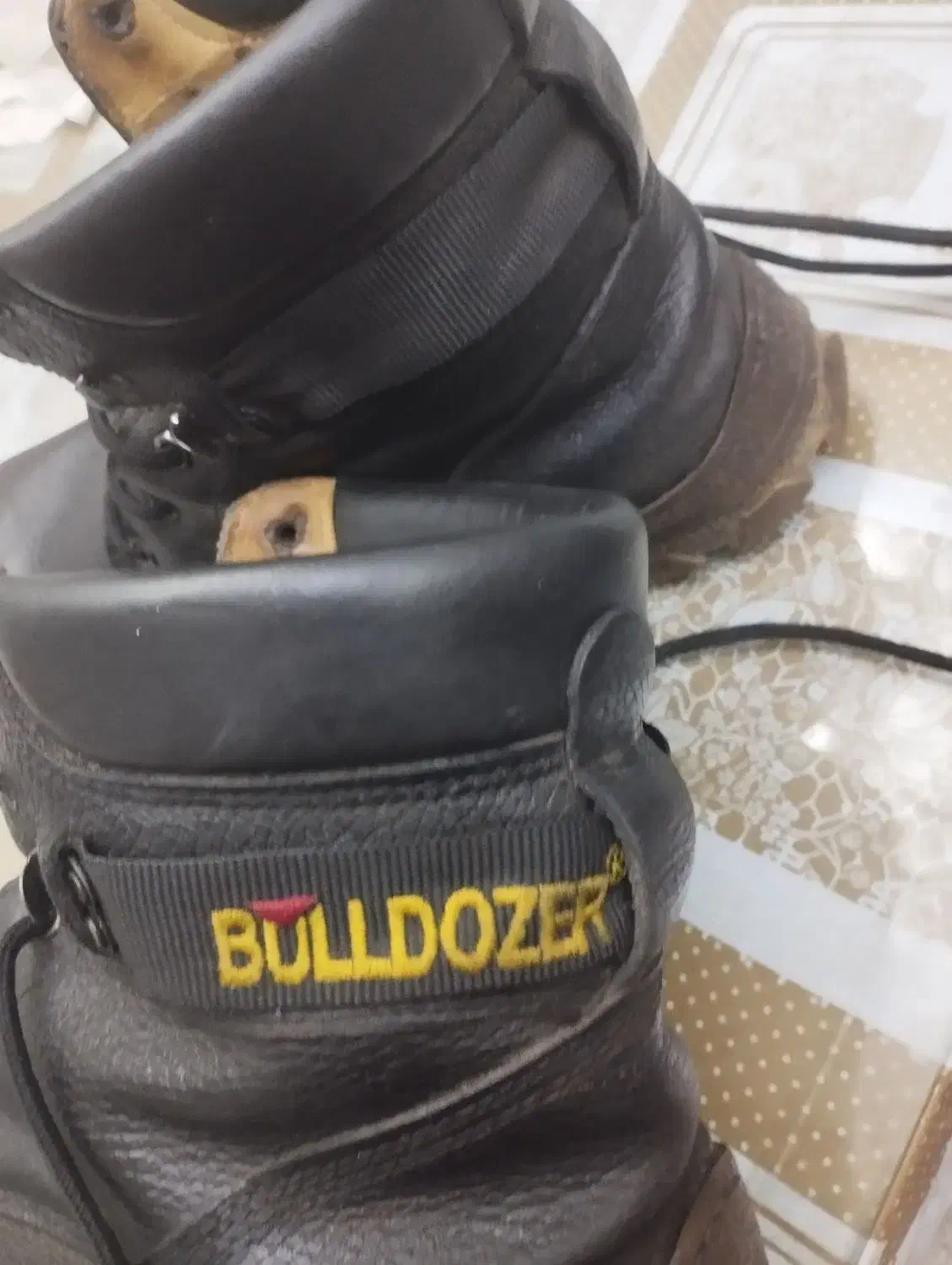 کفشنیمپوتین43و44|کیف، کفش، کمربند|سنندج, |دیوار