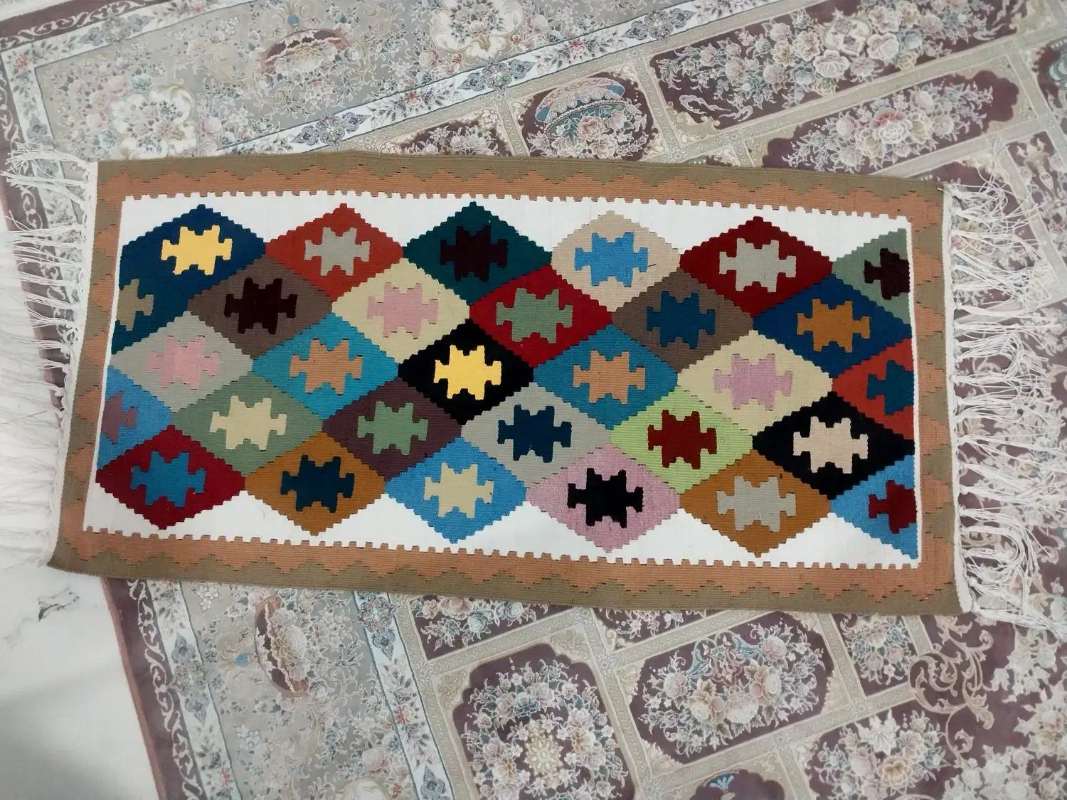 گلیم دستباف|گلیم، جاجیم، گبه|قدس, شهر‌قدس|دیوار