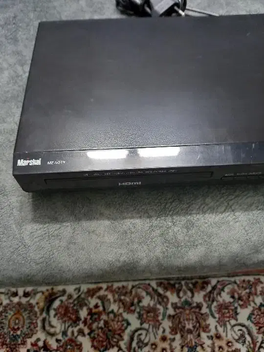 دیجیتال|صوتی و تصویری|ری, سیزده آبان|دیوار