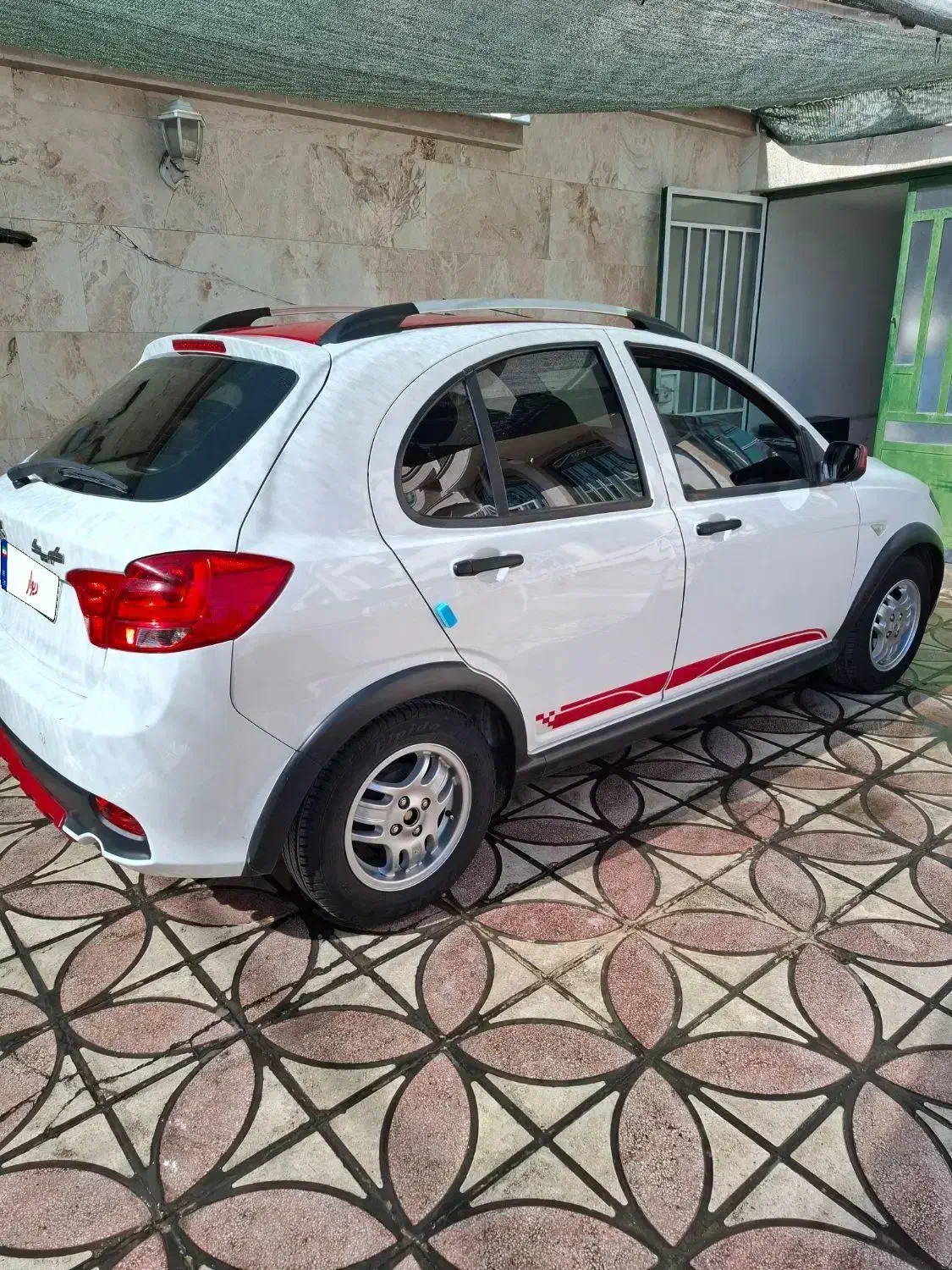 کوییک R سفید .قرمز|خودرو سواری و وانت|شیراز, گلشن|دیوار