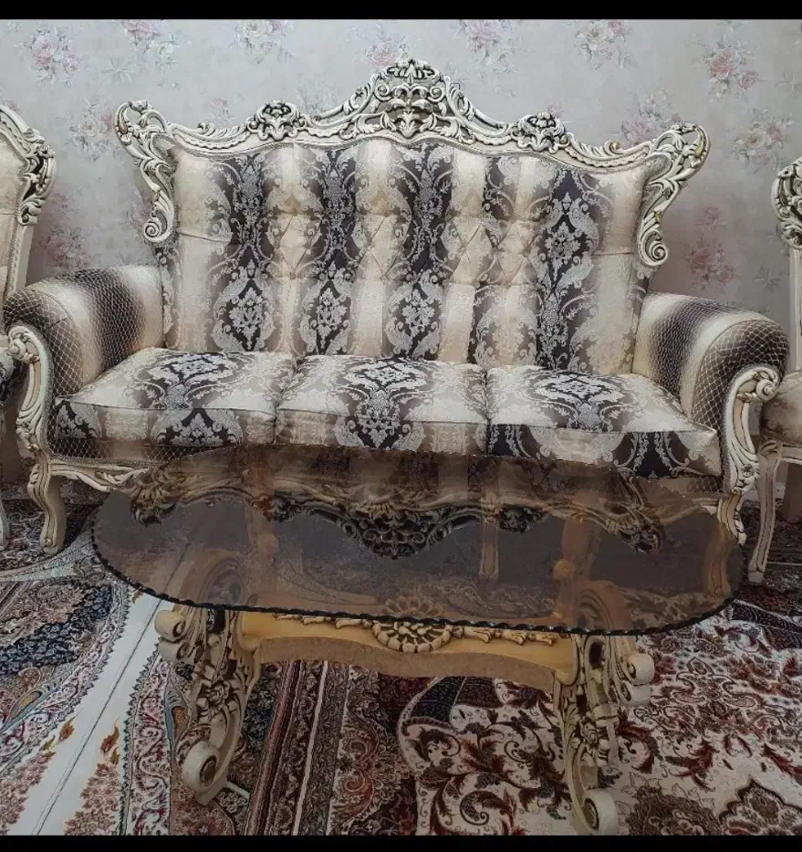 مبل ۹ نفره.کاملا سالم.جنس چوب راش درجه یک.|مبلمان خانگی و میز عسلی|پیشوا, |دیوار