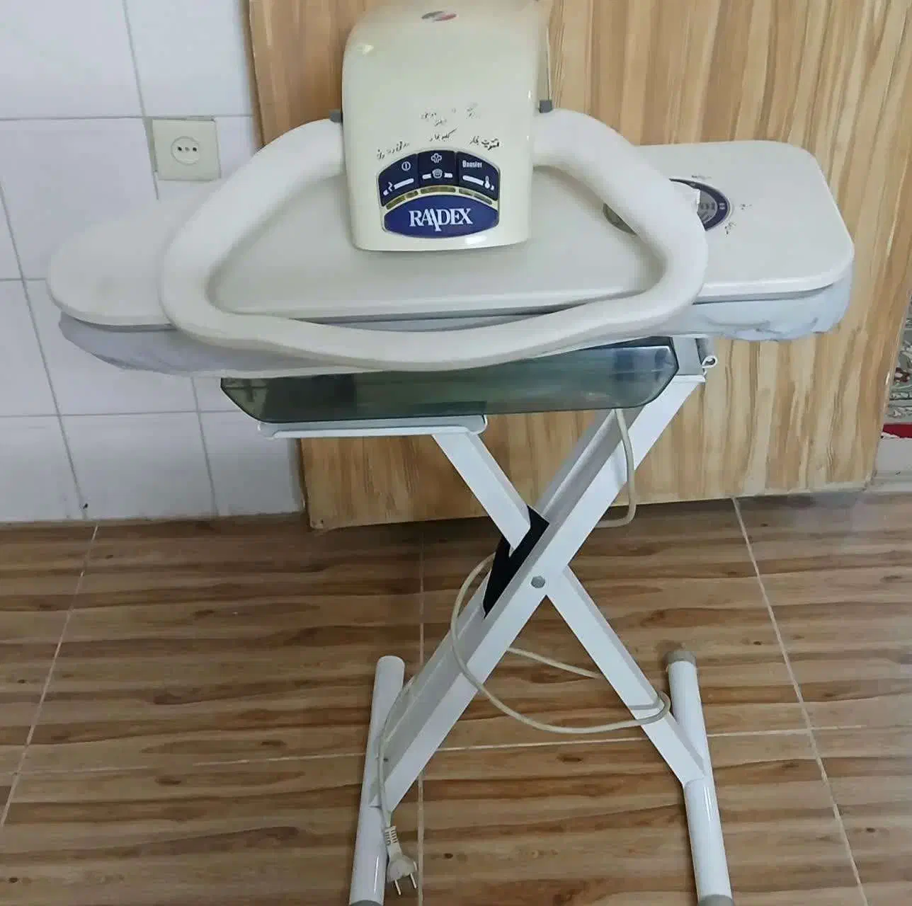 اتوبخار پرسی رادکس|اتو و لوازم اتو|خمینی‌شهر, |دیوار