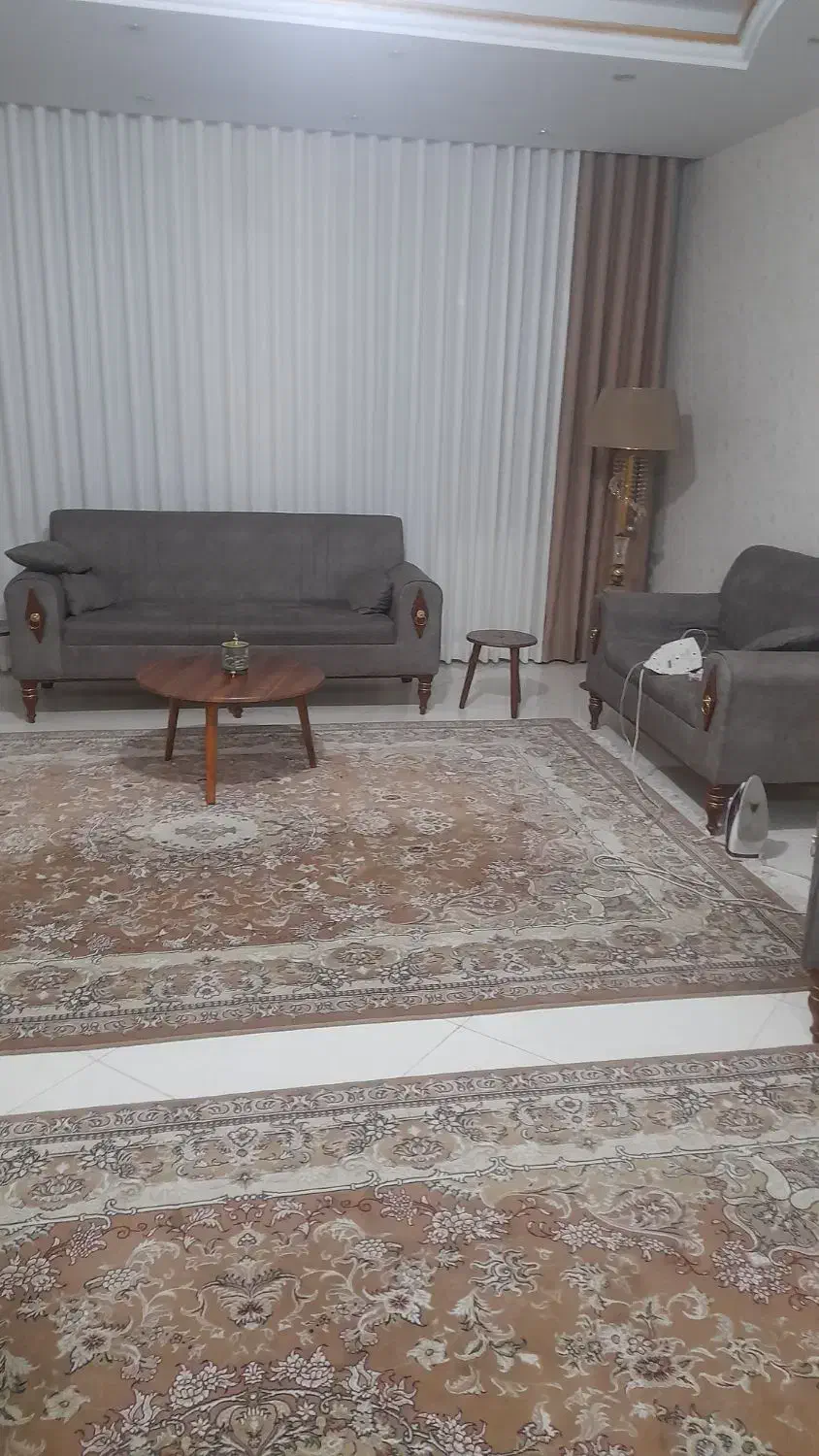 یک دست مبل هفت نفره تمیز|مبلمان خانگی و میز عسلی|فردیس, شهرک ناز|دیوار