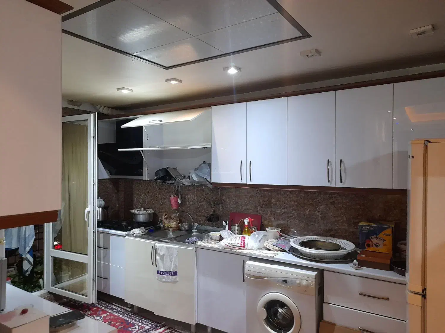 اجاره واحد ۸۵ متر با آسانسور در اندیشه شهرک صدف|اجارهٔ آپارتمان|اندیشه, شهرک صدف|دیوار