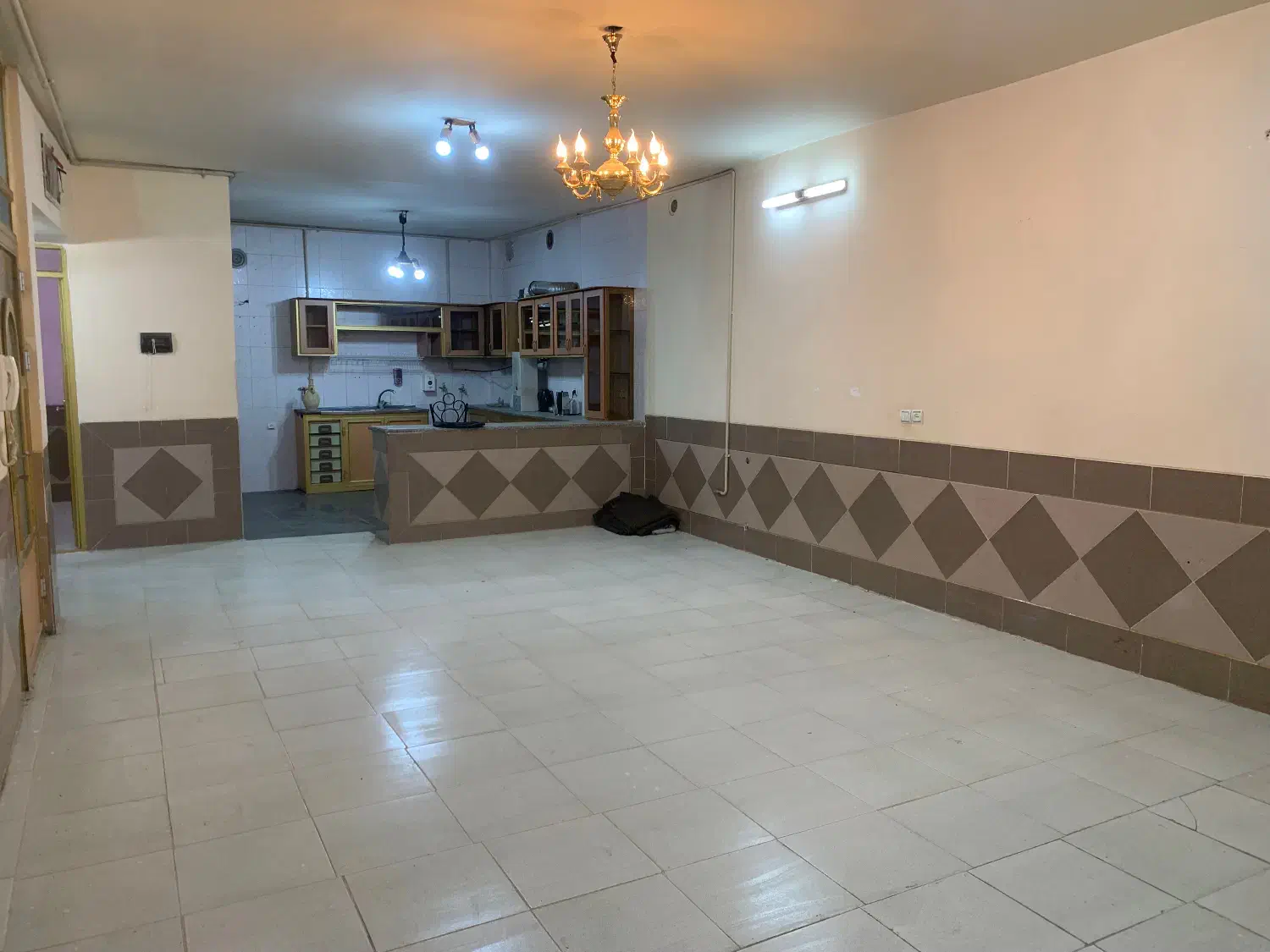 3 طبقه+تجاری شمالی/ شمالی در شیخ بهایی|فروش خانه و ویلا|نجف‌آباد, شیخ بهایی جنوبی|دیوار