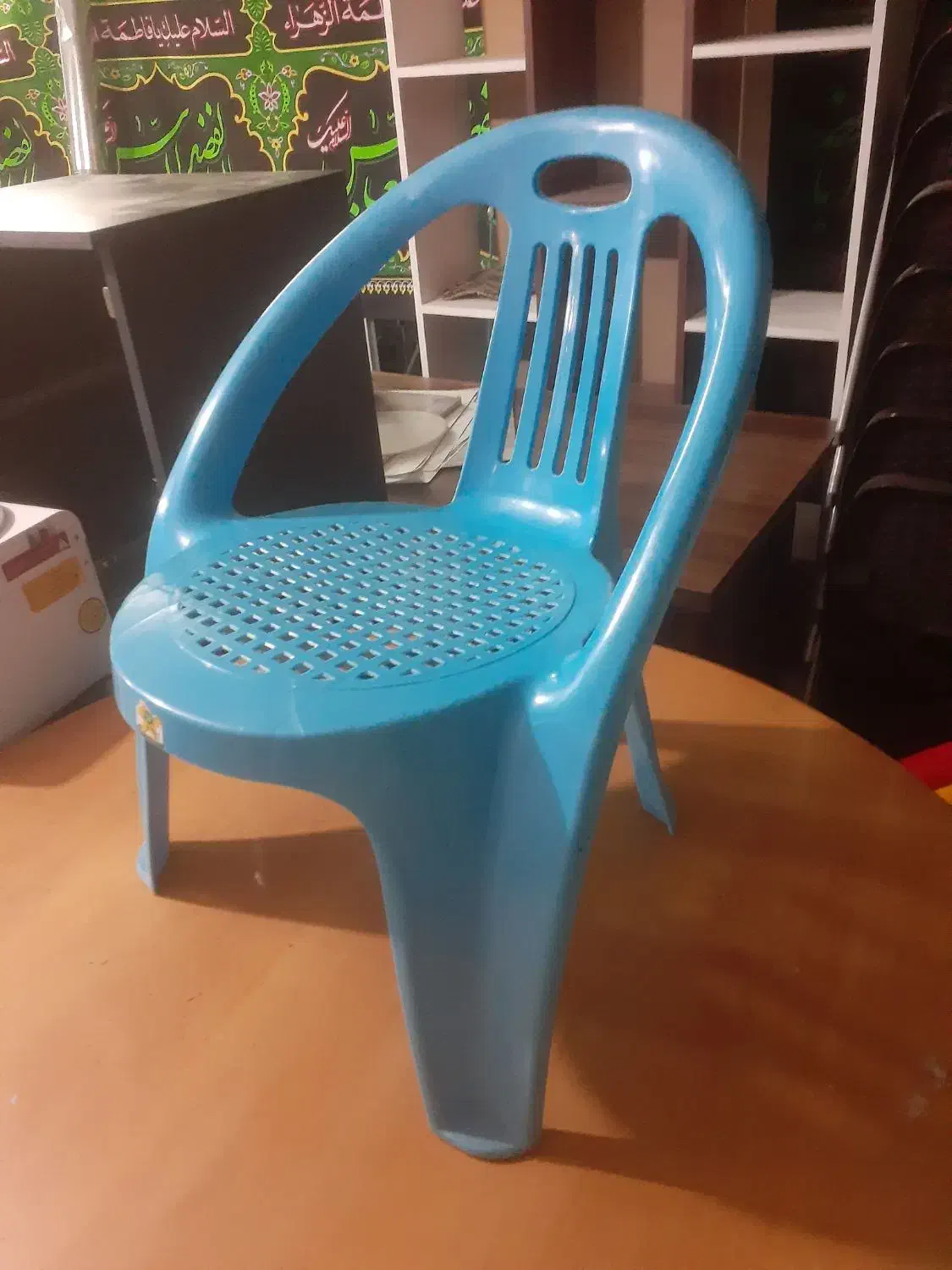 صندلی کودک|تخت و صندلی بچه|شهرضا, |دیوار