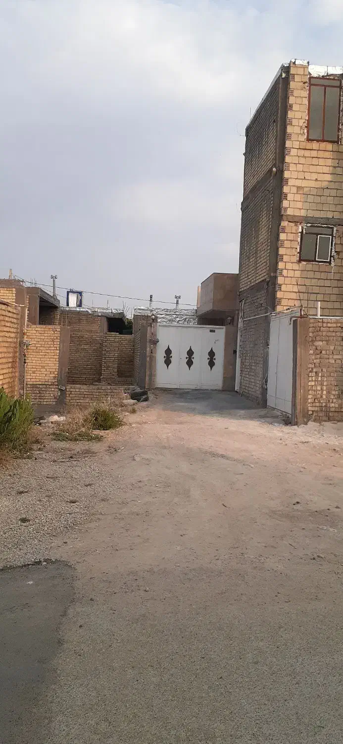 زمین 100 متری با مجوز M3 ، درب حیاط جمال آباد|فروش زمین و ملک کلنگی|شیراز, جمال آباد|دیوار