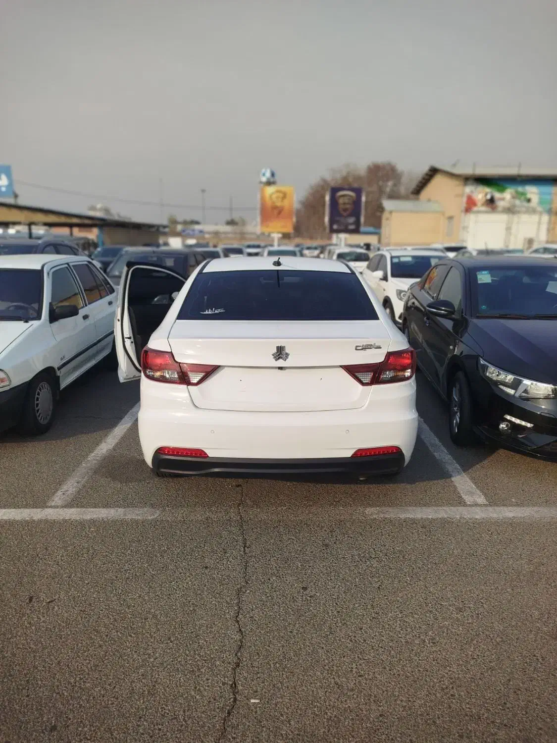 شاهین مدل آخر ۴۰۲ کارکرد ۳۰ هزار|خودرو سواری و وانت|تهران, کوهک|دیوار