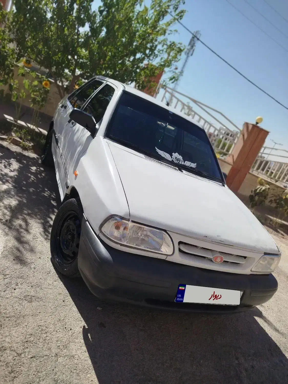 یک دستگاه خودرو|خودرو سواری و وانت|بیرجند, |دیوار