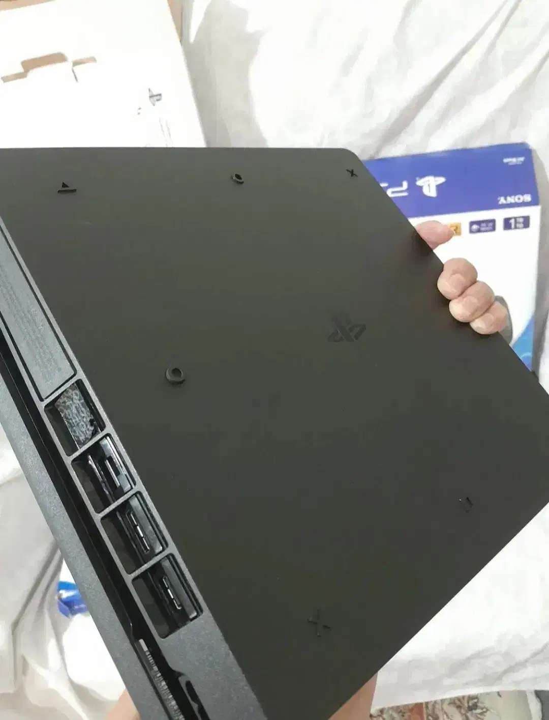 فروش کنسول Ps4 slim یک ترابایت|کنسول، بازی ویدئویی و آنلاین|بوشهر, |دیوار