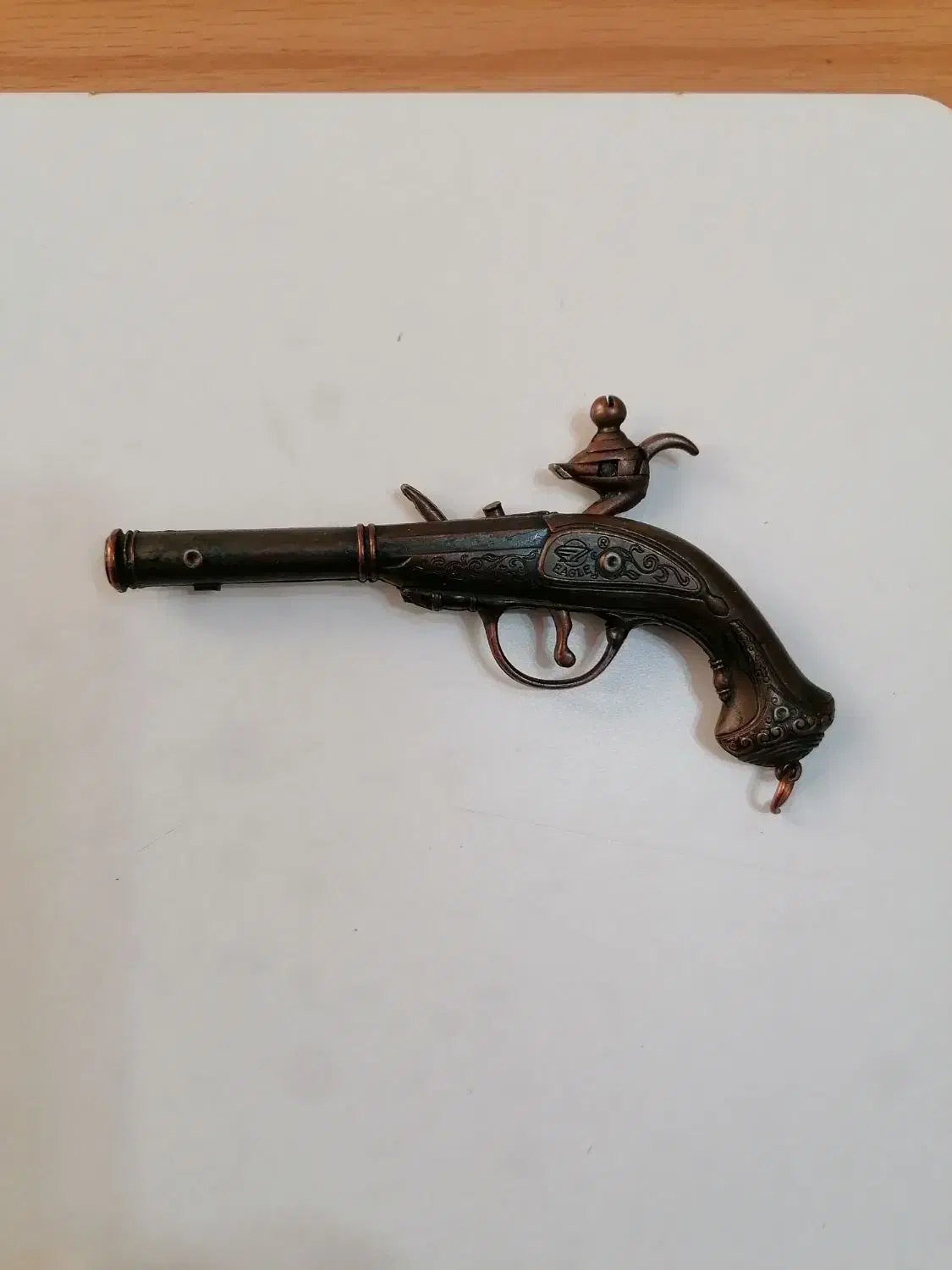 فندک و تعدادی عتیقه|کلکسیون اشیاء عتیقه|شیراز, عفیف‌آباد|دیوار