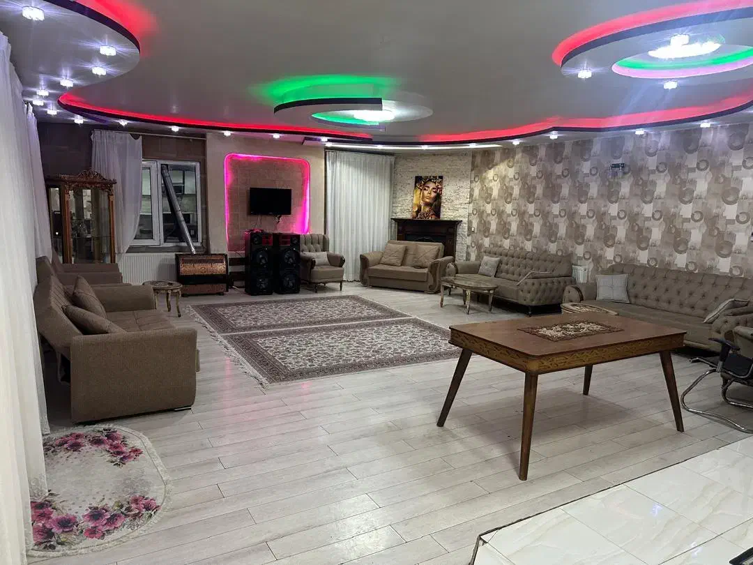 اجاره ویلا|اجارهٔ کوتاهمدت ویلا و باغ|تبریز, |دیوار