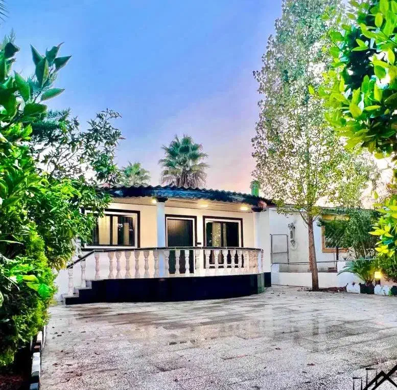 ویلاباغ شهرک با اصالت//فول فرنیش مدارک دار|فروش خانه و ویلا|رویان, |دیوار