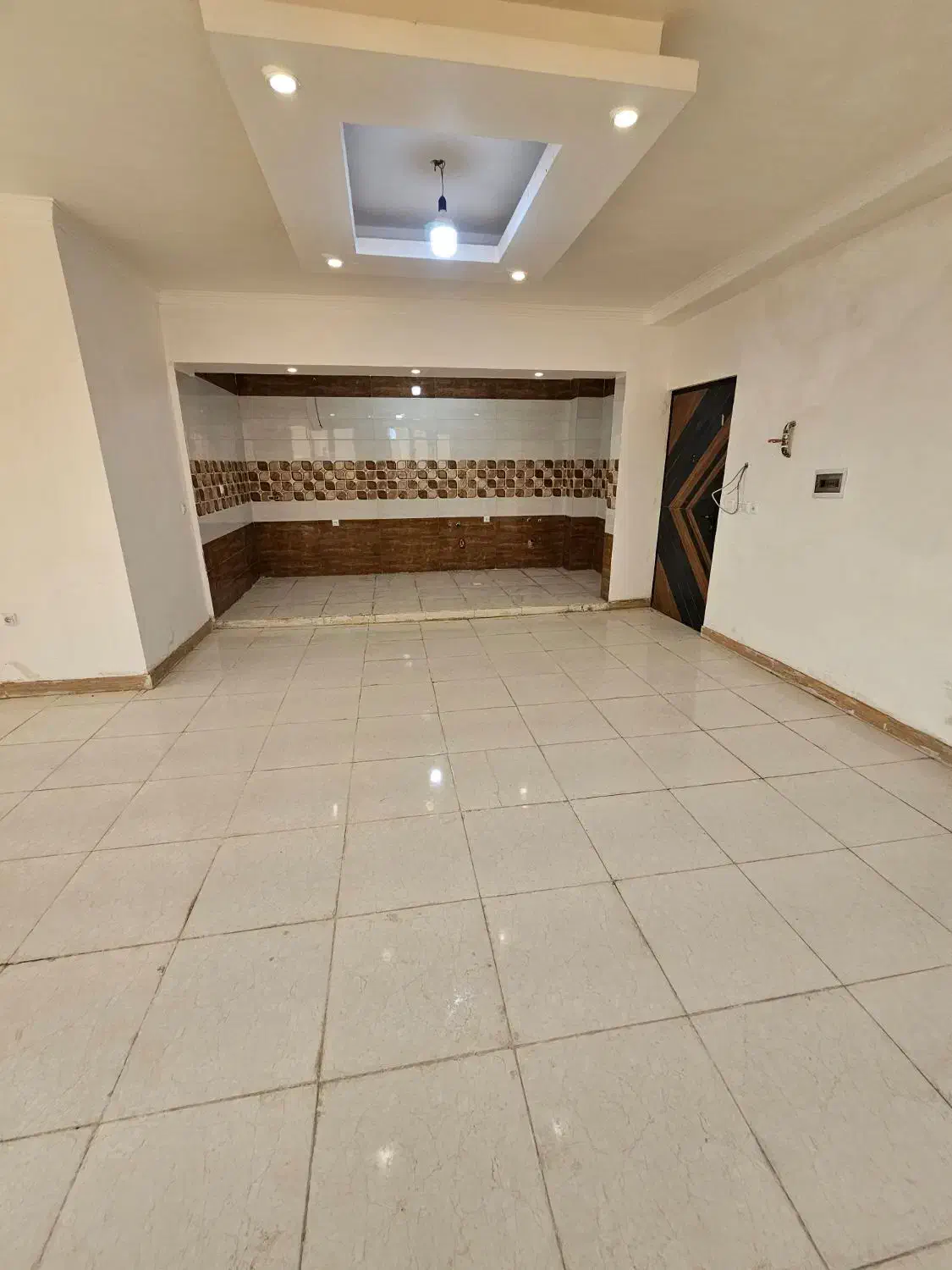 واحد۹۵متری کلید نخورده نبش خاکوئی|فروش آپارتمان|نسیم‌شهر, |دیوار