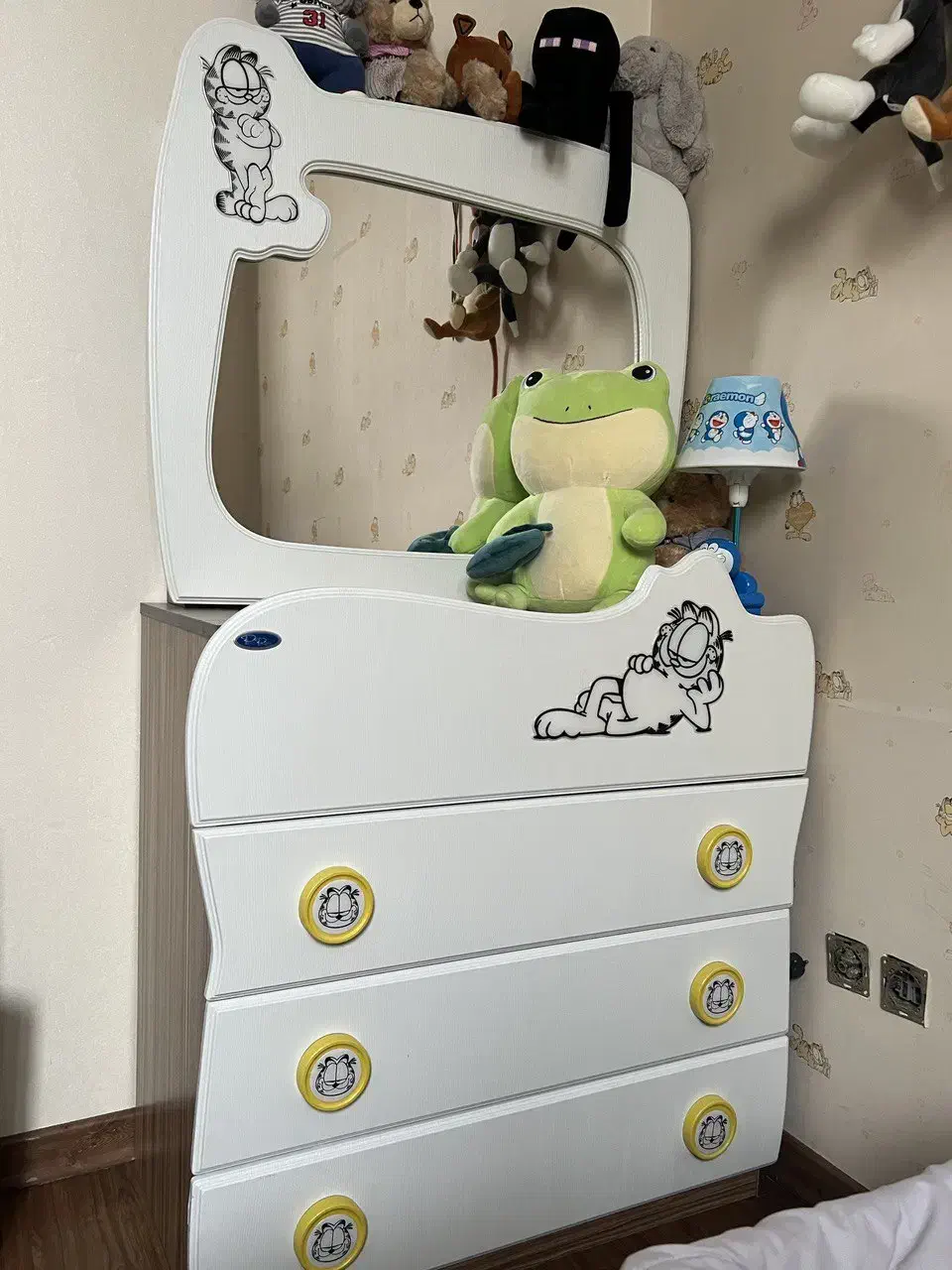 سرویس خواب کودک|تخت و سرویس خواب|اردبیل, |دیوار