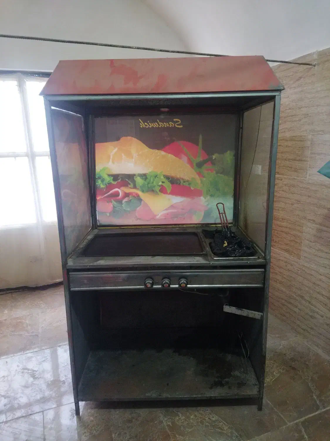 فر ساندویچی|کافی‌شاپ و رستوران|یزد, |دیوار