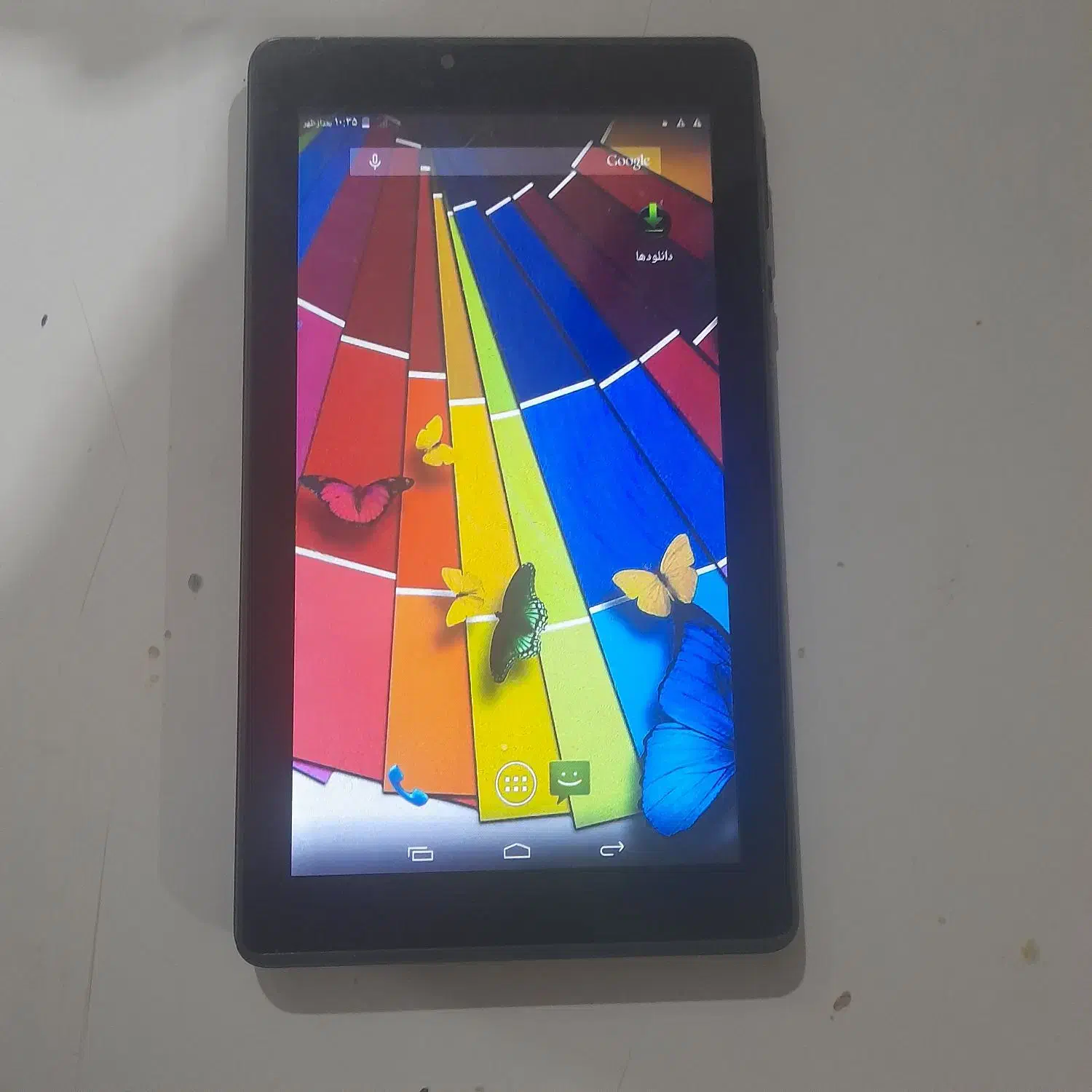 تبلت|تبلت|تاکستان, |دیوار