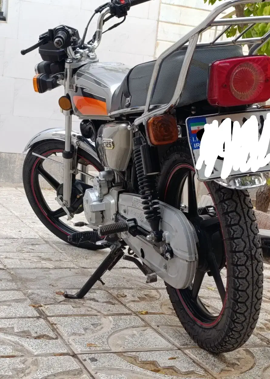 احسان مدل 402|موتورسیکلت|تربتحیدریه, میدان مرکزی|دیوار