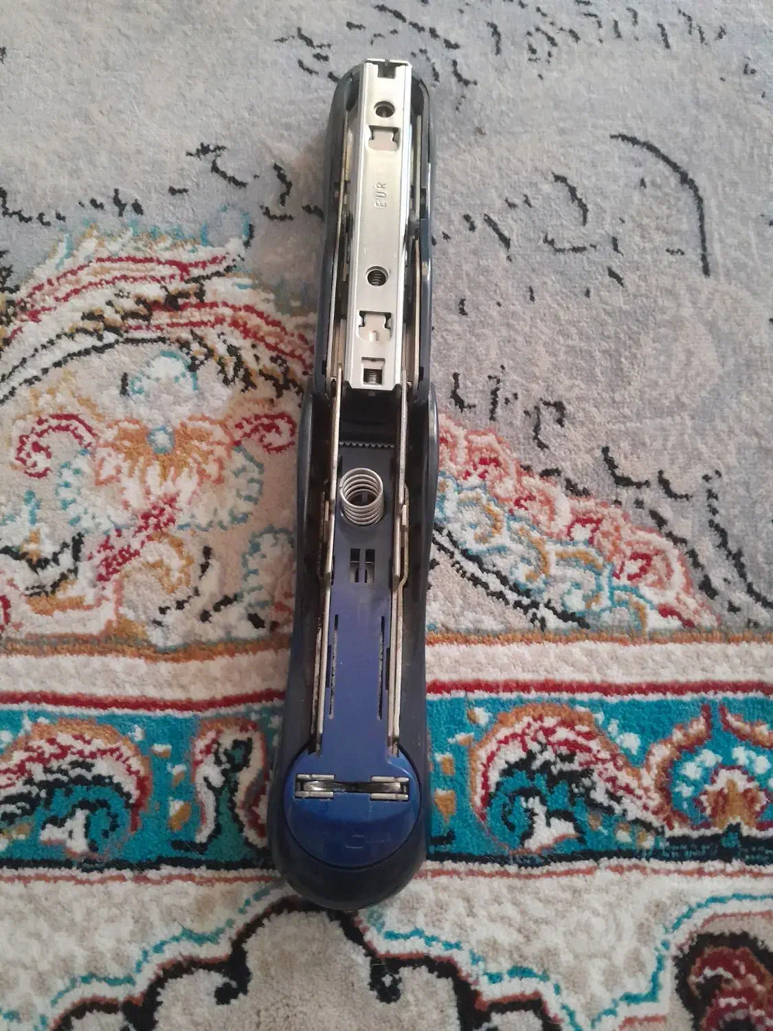 منگنه درحدنو|لوازم التحریر|رباط‌کریم, الارد|دیوار