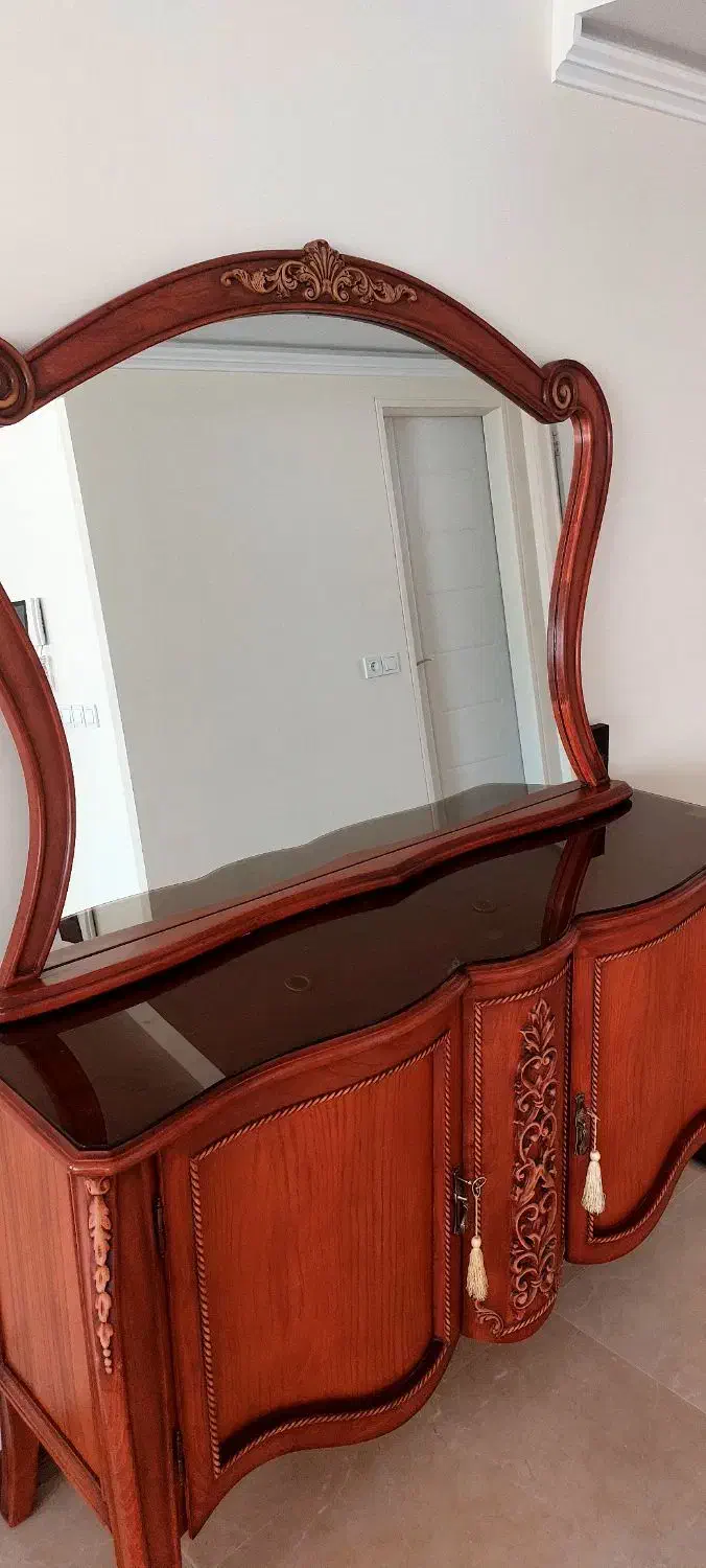 کنسول و آیینه|بوفه، ویترین، کنسول|تهران, ائمه اطهار|دیوار