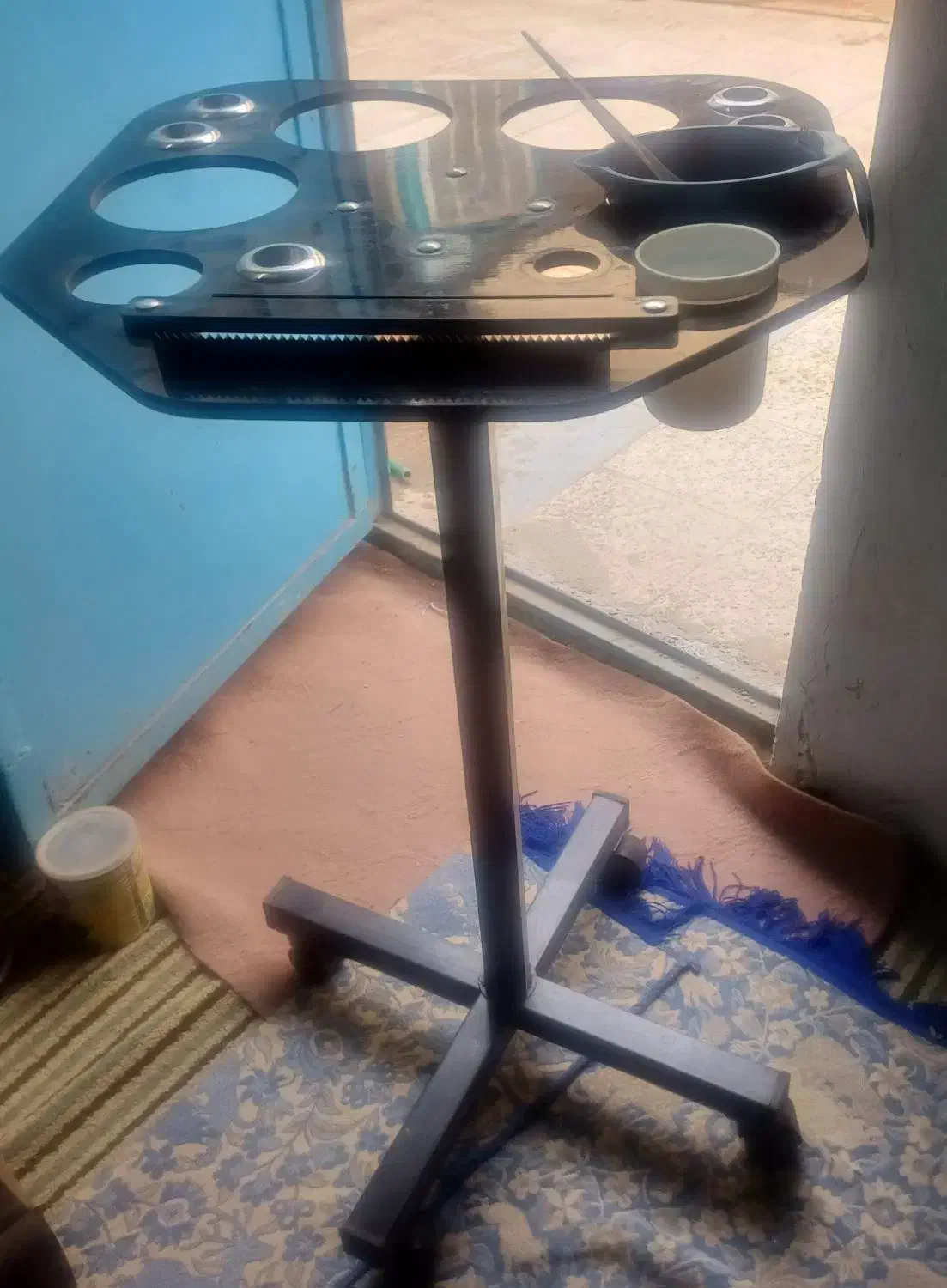 ۳ عدد ترولی|آرایشگاه و سالن‌های زیبایی|کرمان, |دیوار