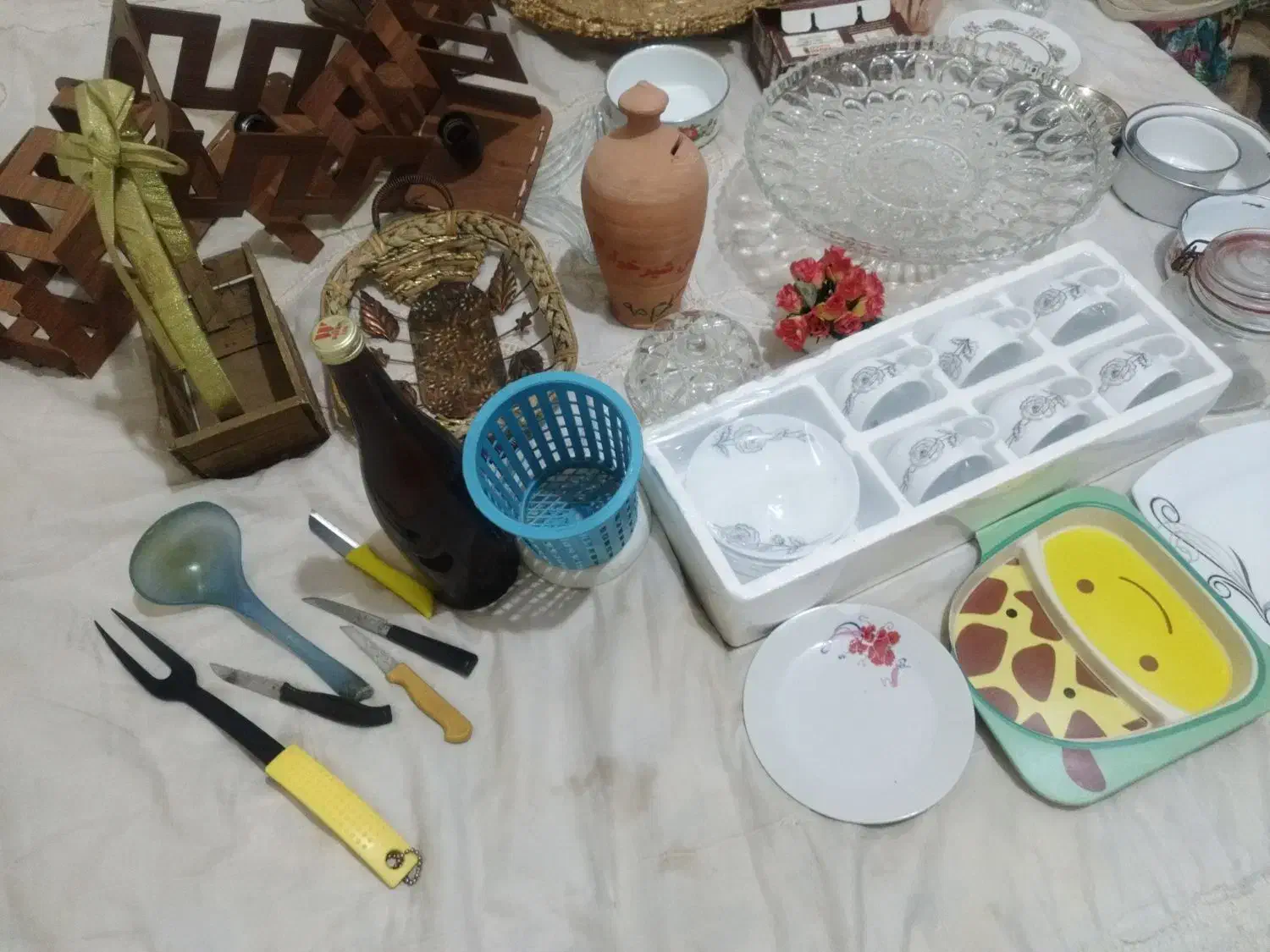 مقدار خودرو ریز وسایل آشپزخانه ظرف و ظروف|ظروف سرو و پذیرایی|شاهین‌شهر, شهرک گلدیس|دیوار