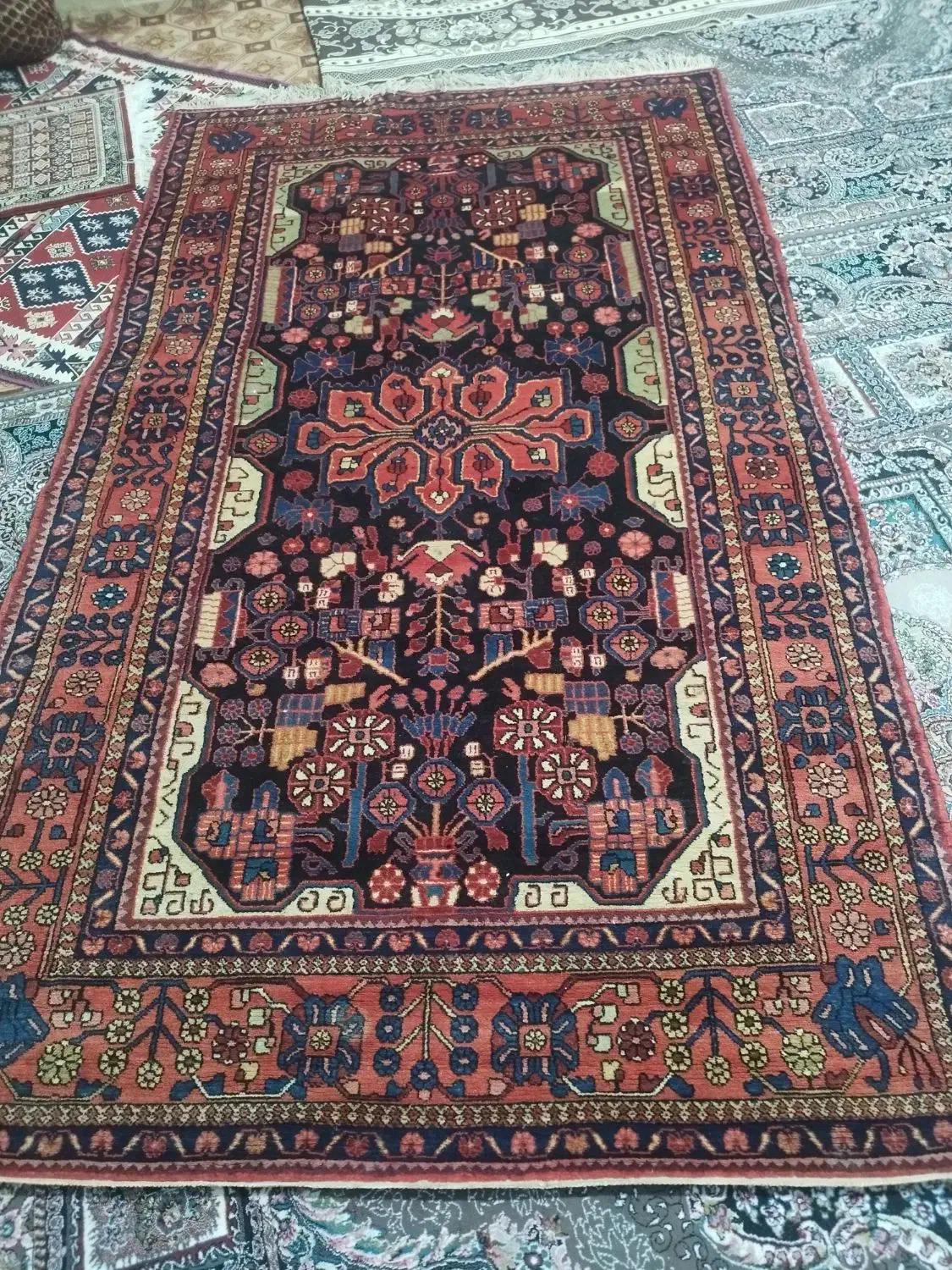 فرش دستبافت|فرش|خرم‌آباد, |دیوار