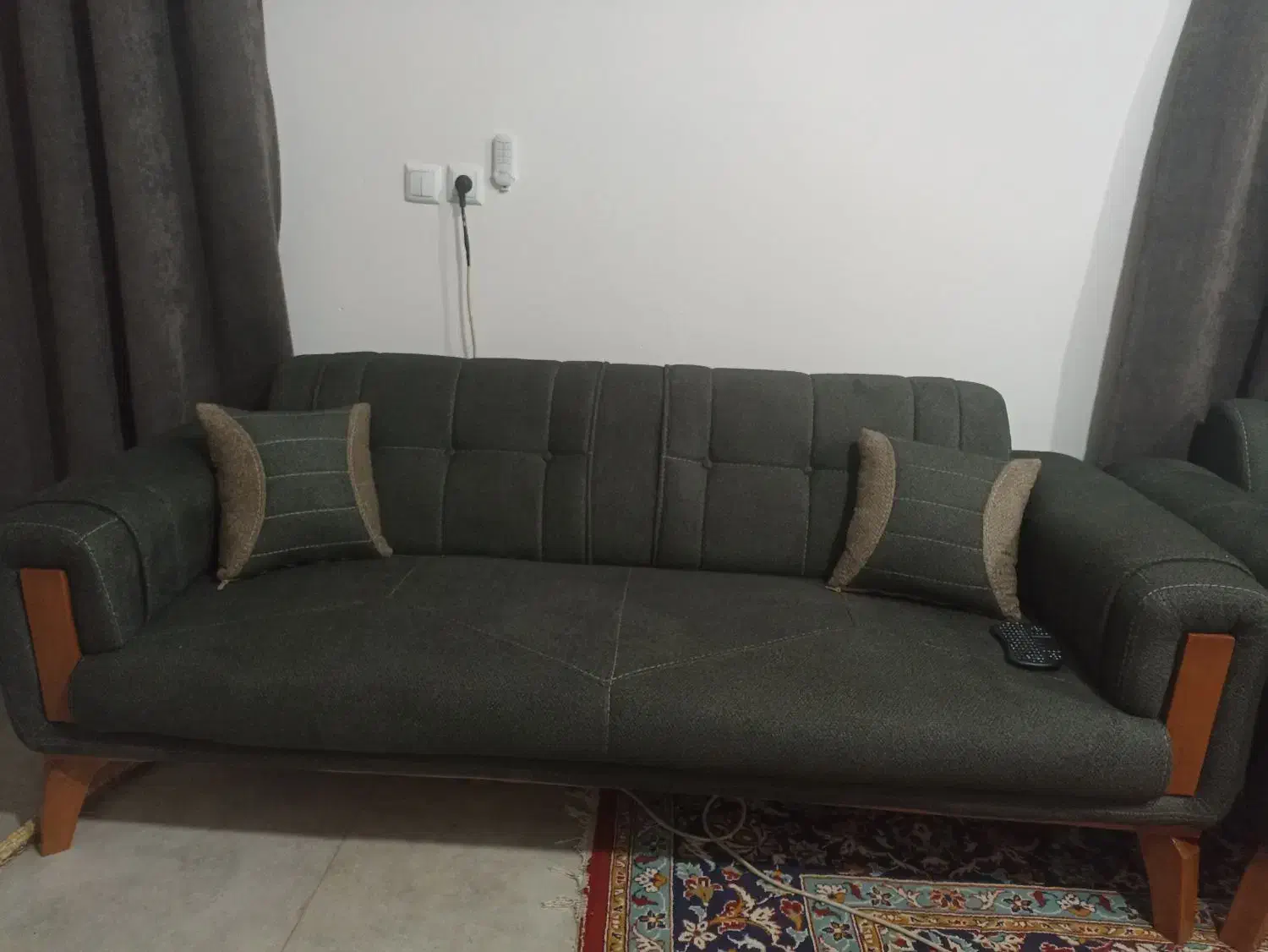 مبل سه نفره|مبلمان خانگی و میز عسلی|مشهد, چهاربرج|دیوار